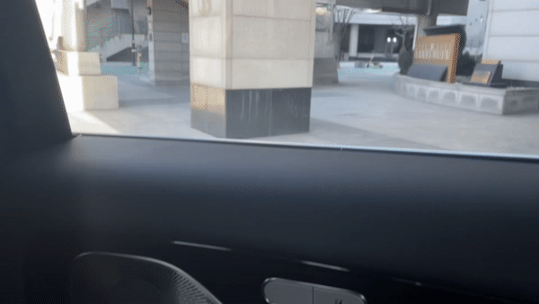 839e77bd4db4b.gif