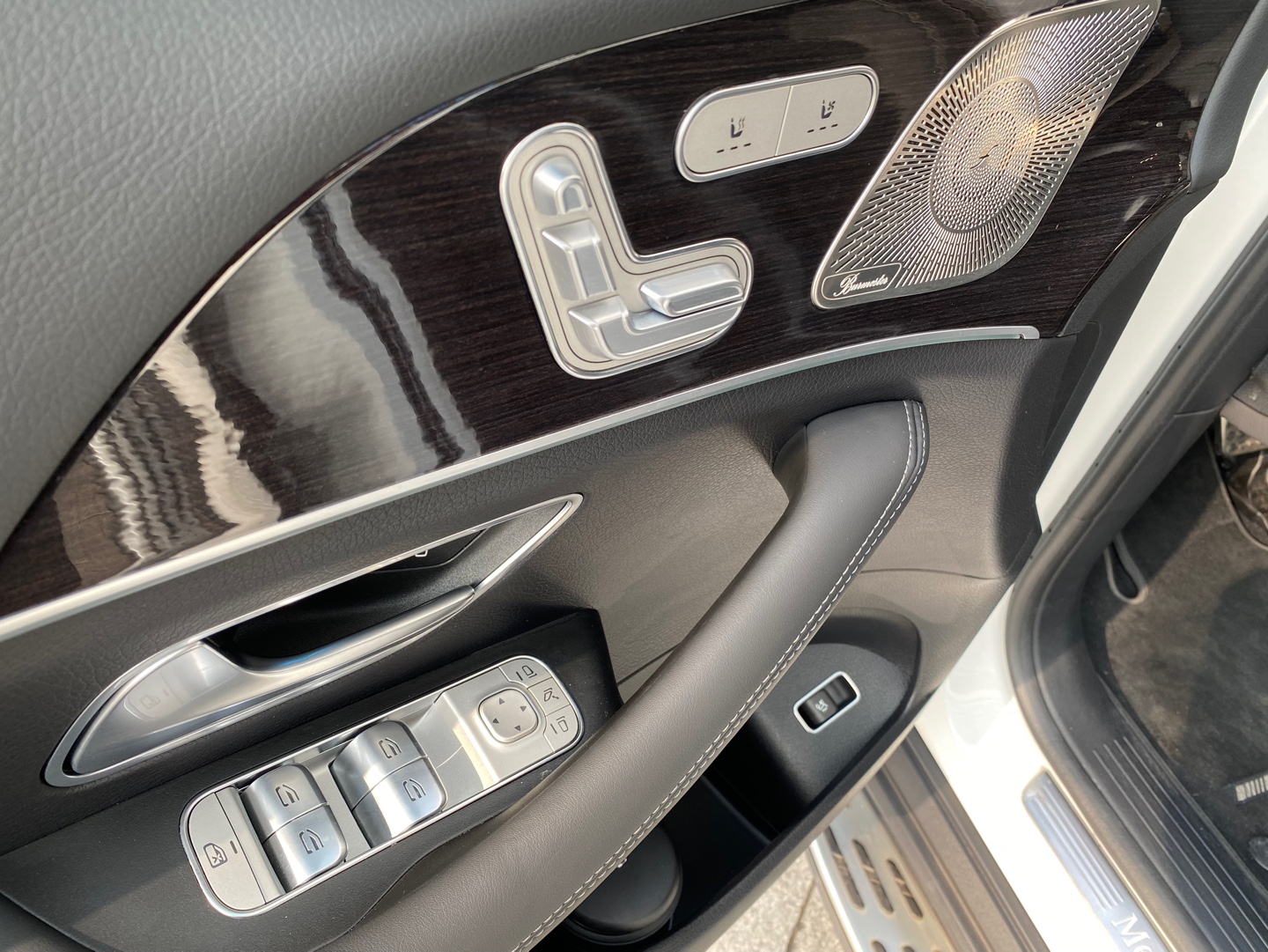 a45e92dba39ae.jpg