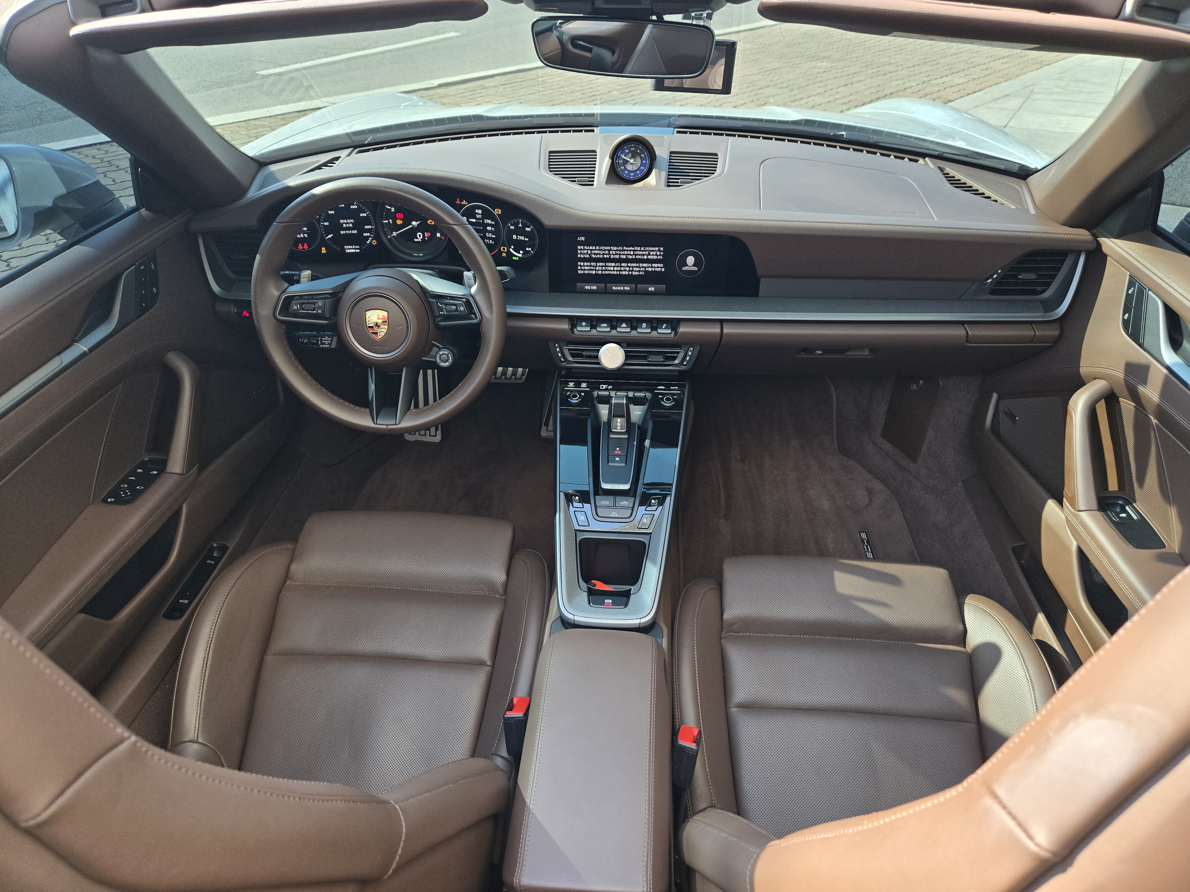 bde6497e43b53.jpg