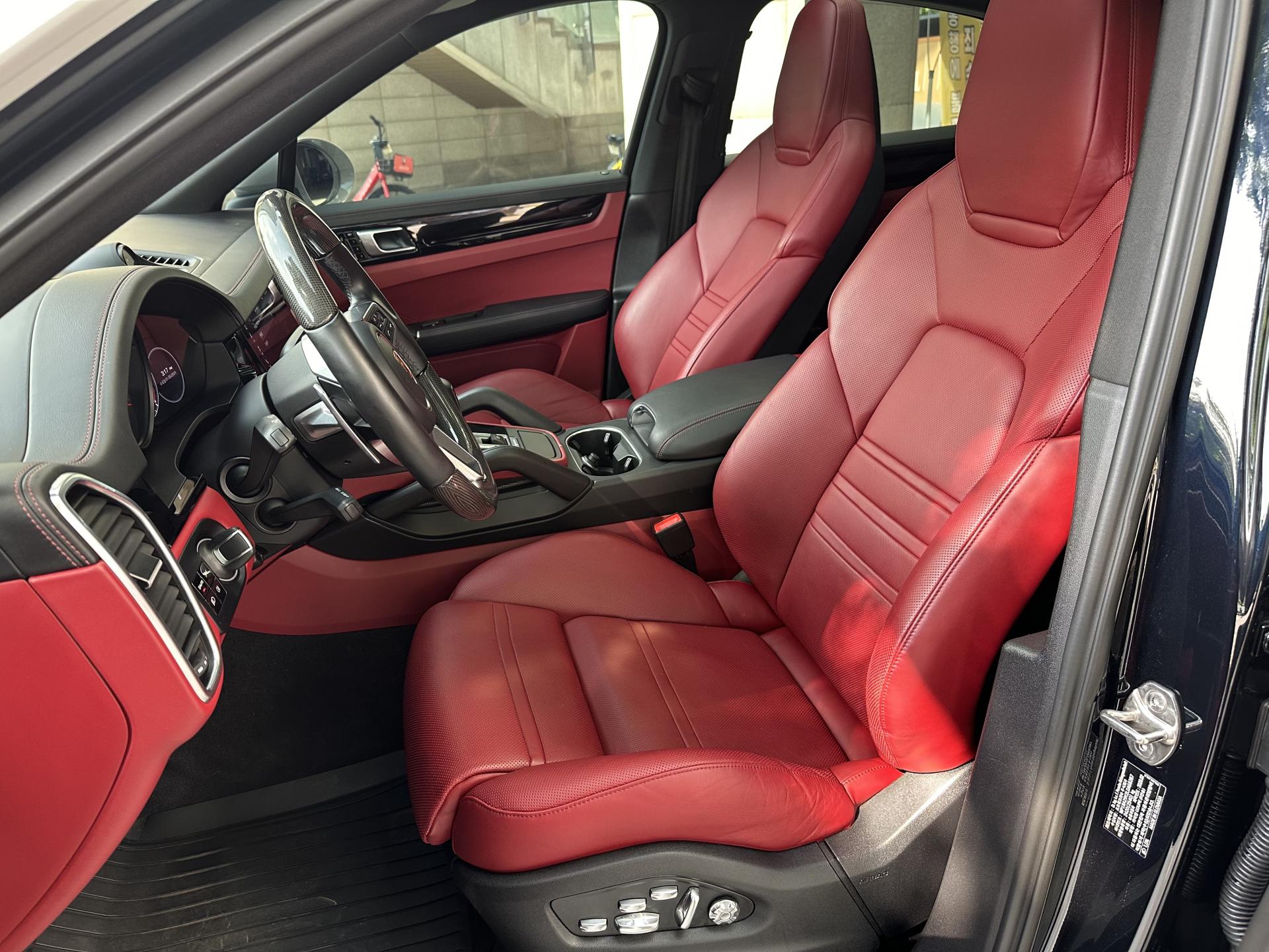 f88cb9937bd60.jpg
