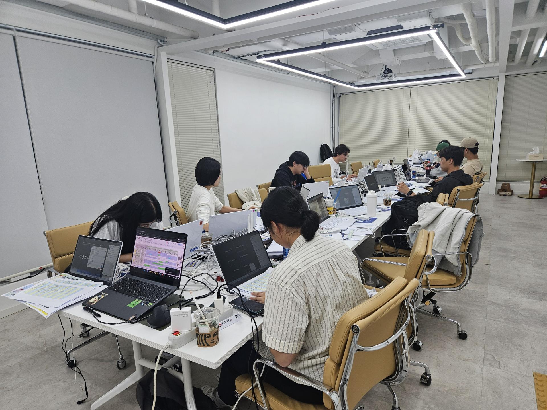 0ac971216b9fa.jpg