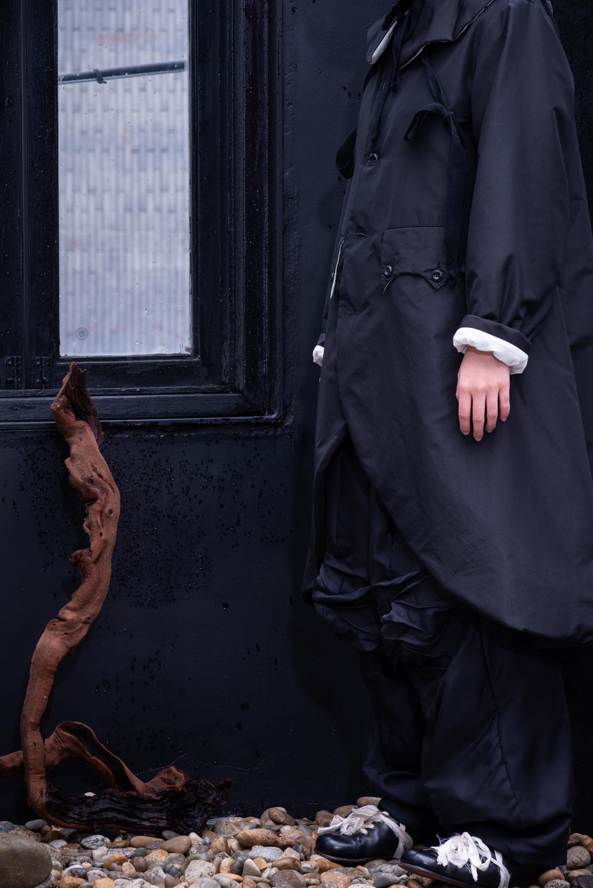 bonnet hooded silk coat