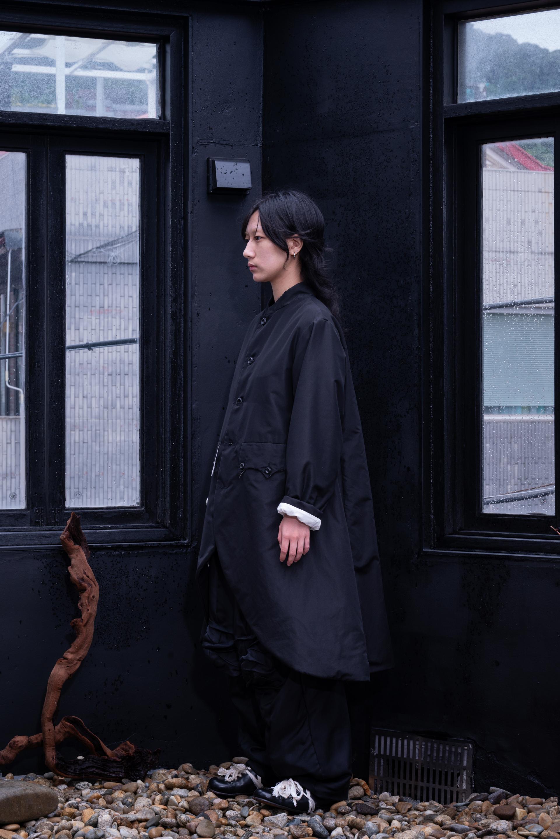 bonnet hooded silk coat