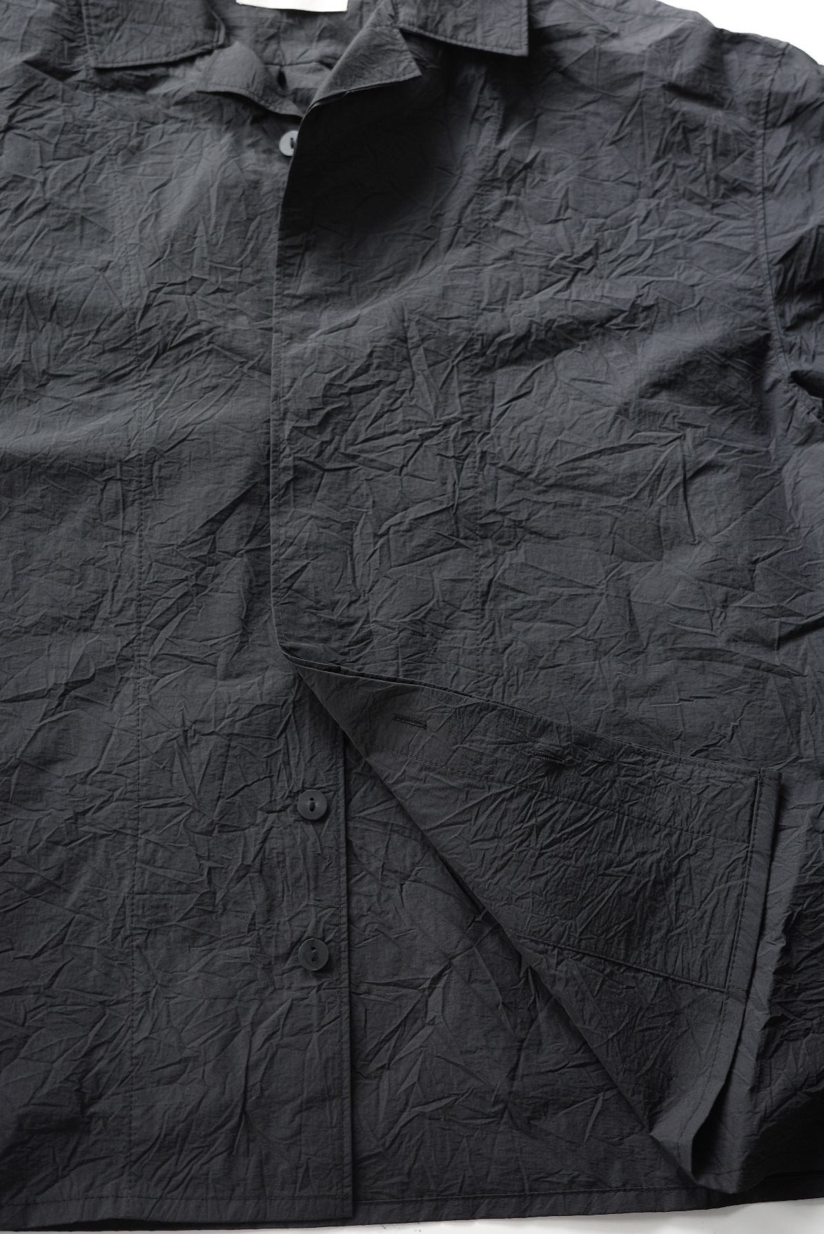 WRINKLE HALF SHIRTS BLACK