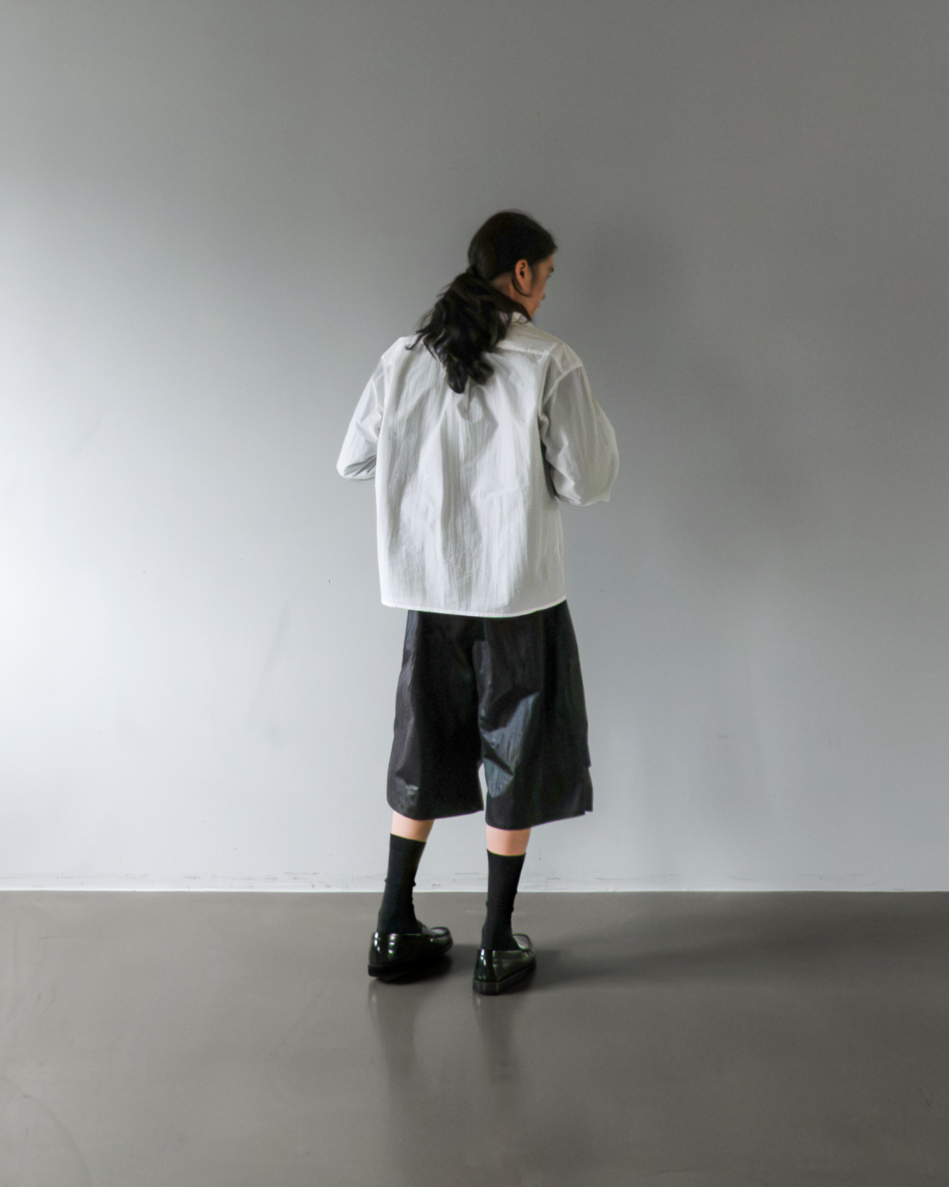 ESSENTIAL WORK SHIRT (WHITE)