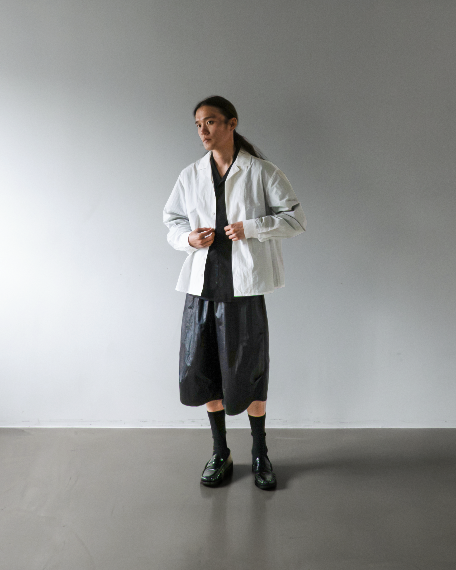 ESSENTIAL WORK SHIRT (WHITE)