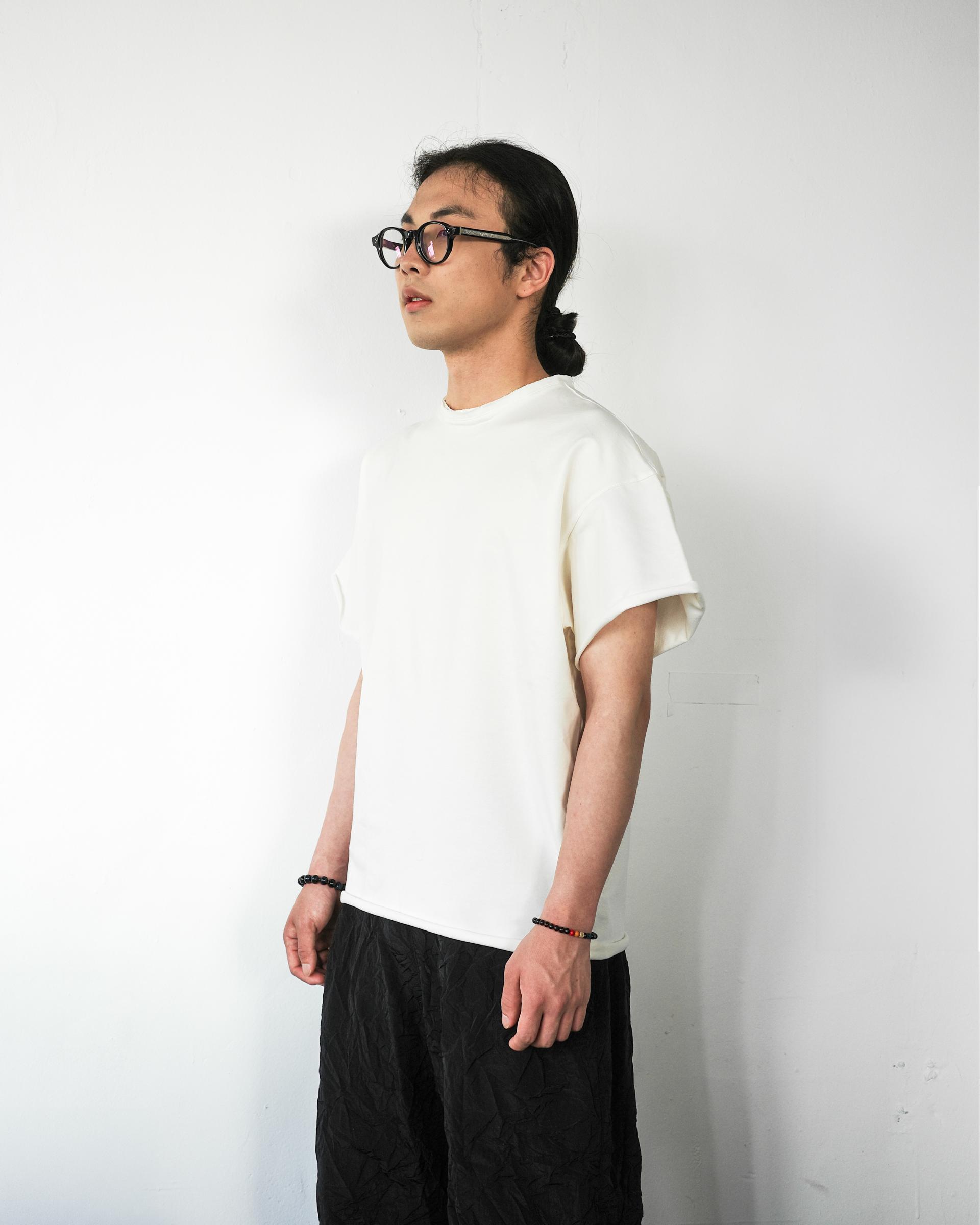 ROLLING CROP TEE