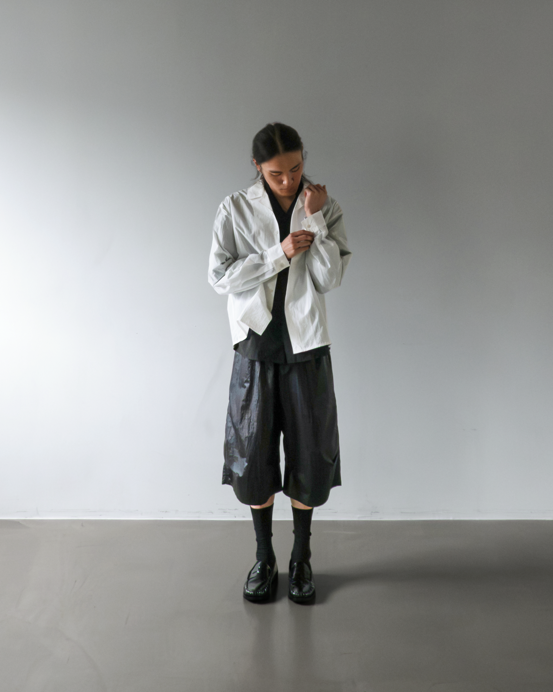 ESSENTIAL WORK SHIRT (WHITE)