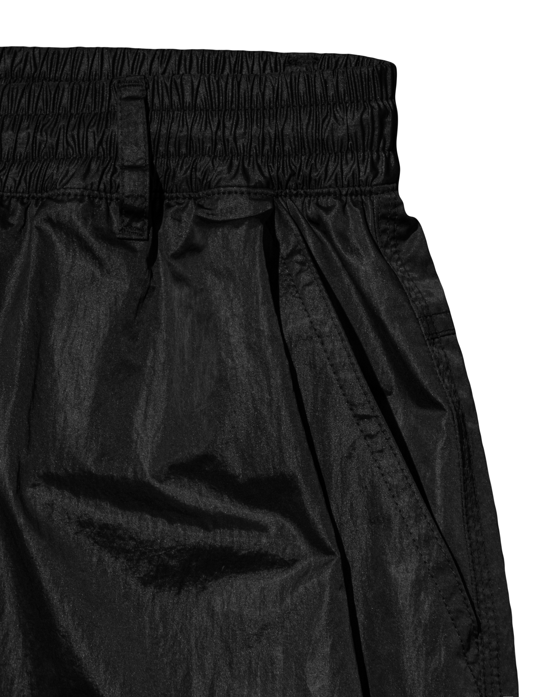 TRACK PANTS (BLACK)