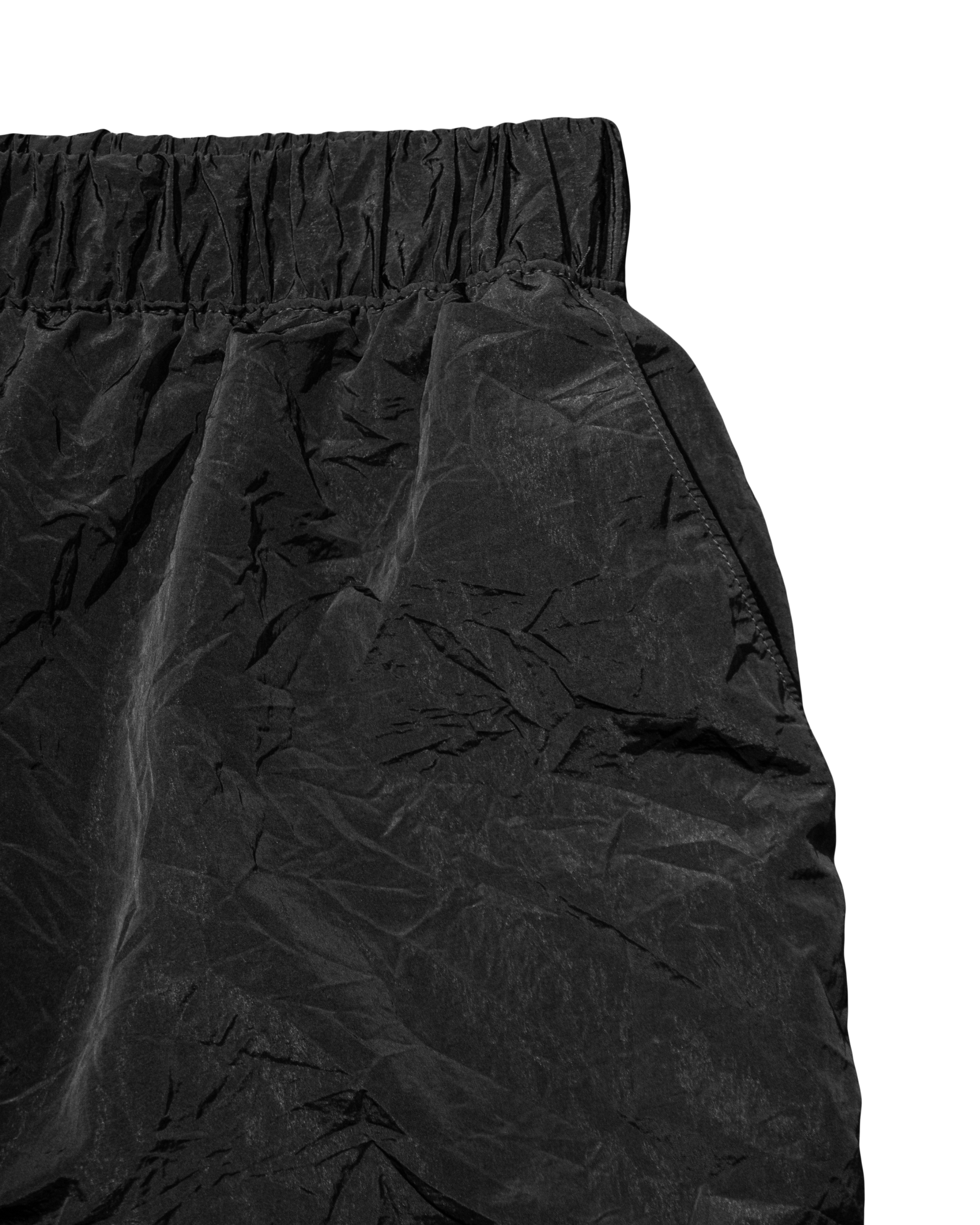 WRINKLE SHORTS (BALCK)