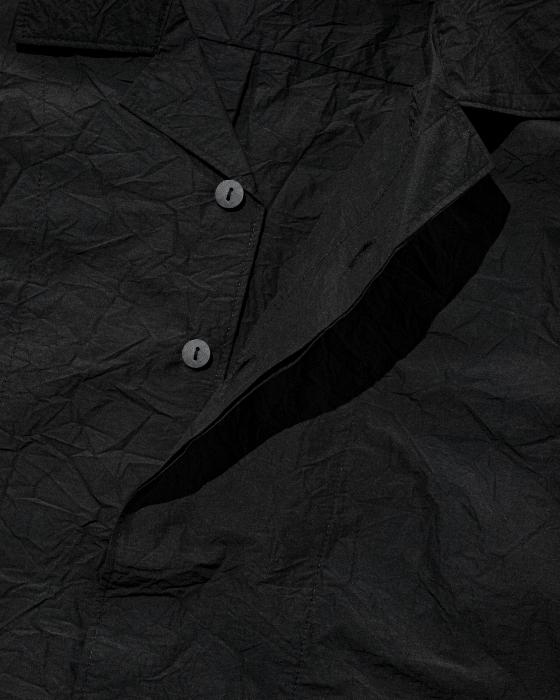 WRINKLE SHIRT (BLACK)