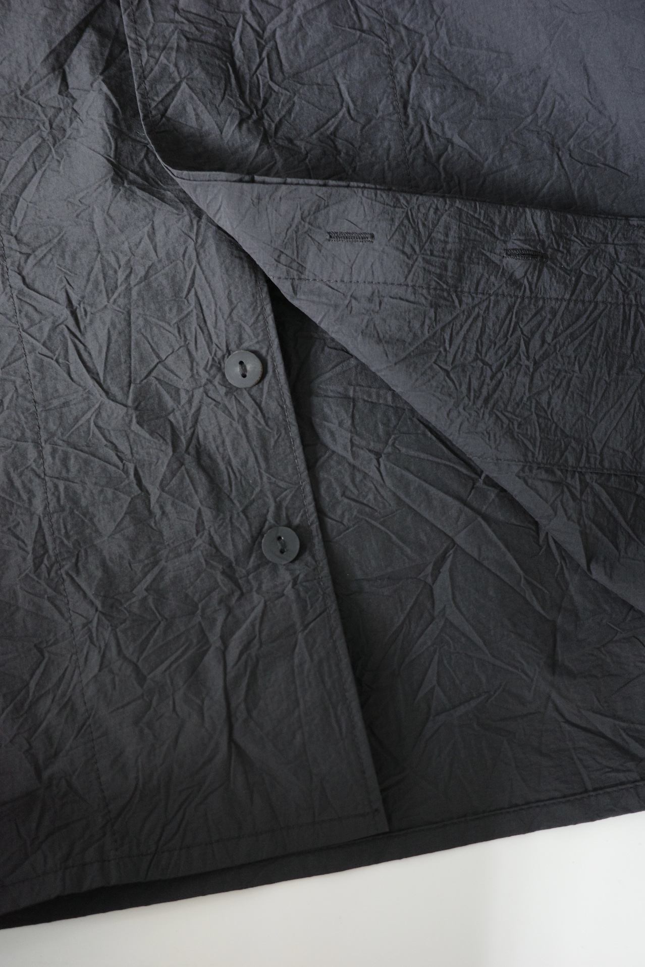 WRINKLE HALF SHIRTS BLACK