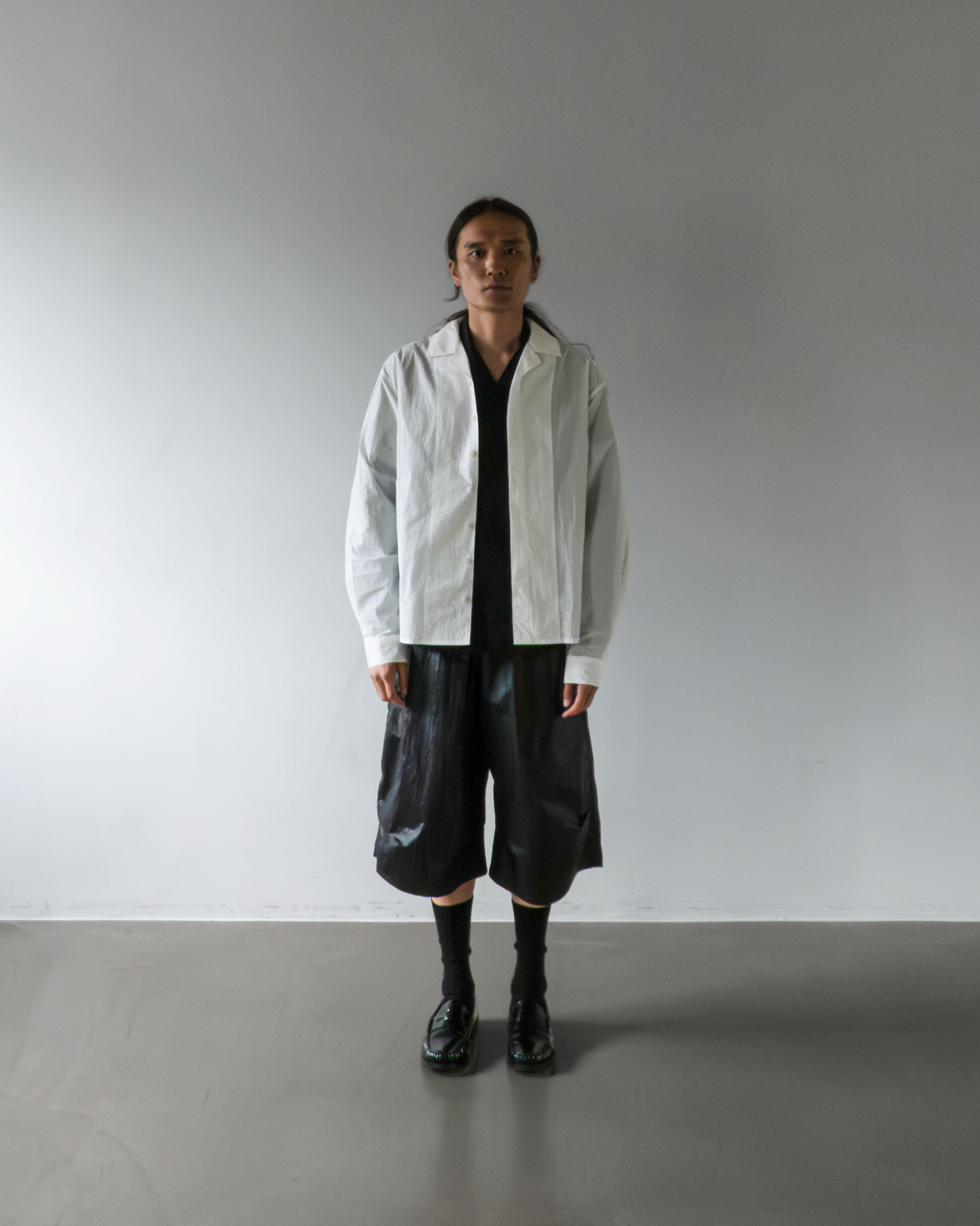 ESSENTIAL WORK SHIRT (WHITE)