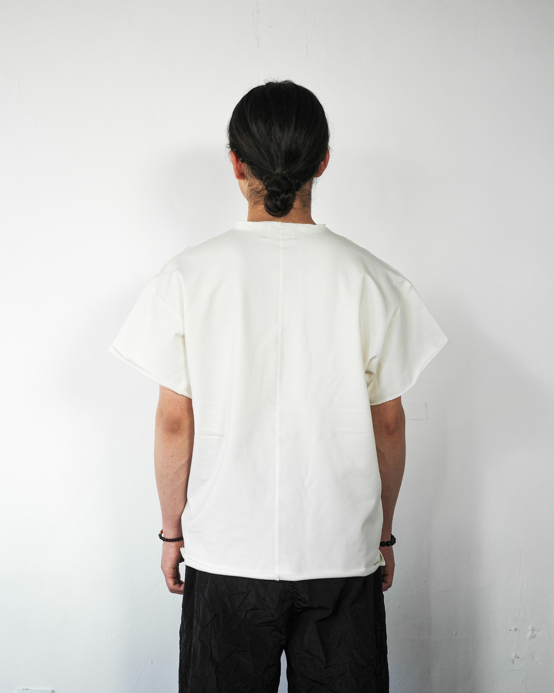 ROLLING CROP TEE
