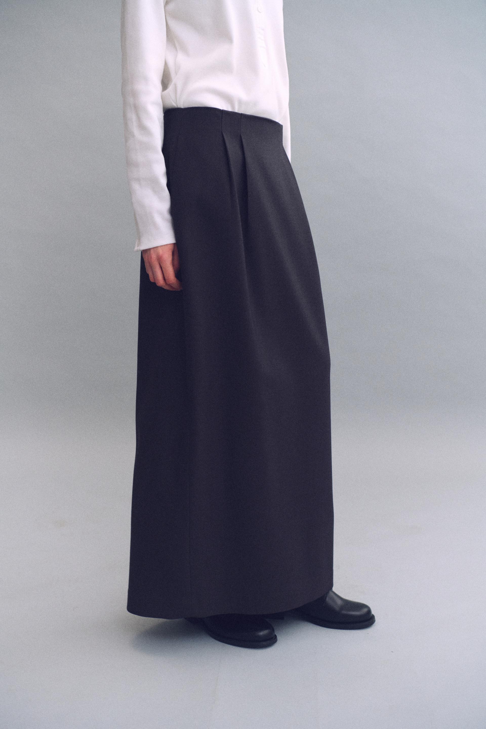 tuck maxi wool skirt (charcoal)