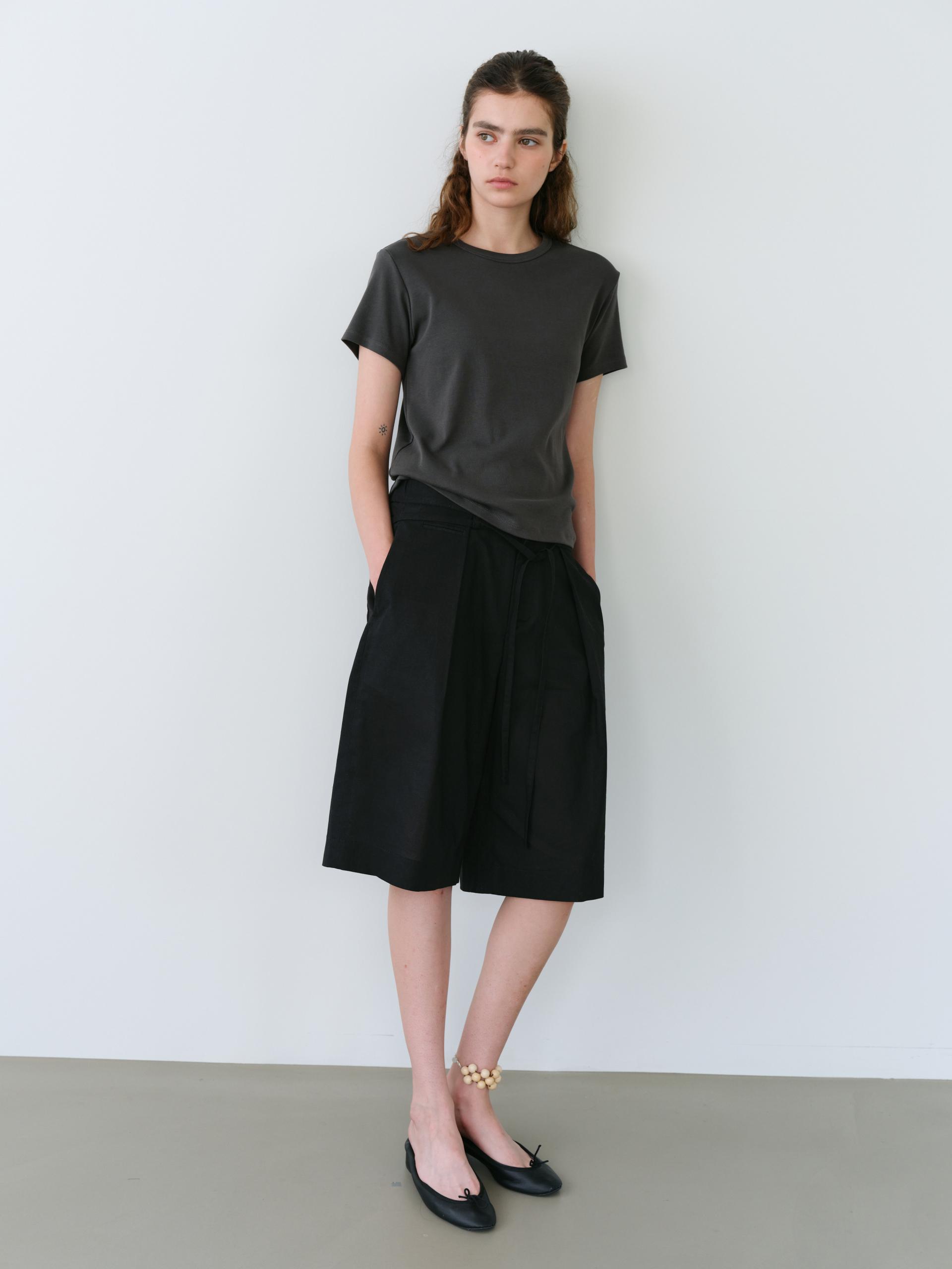 core t-shirt (charcoal)
