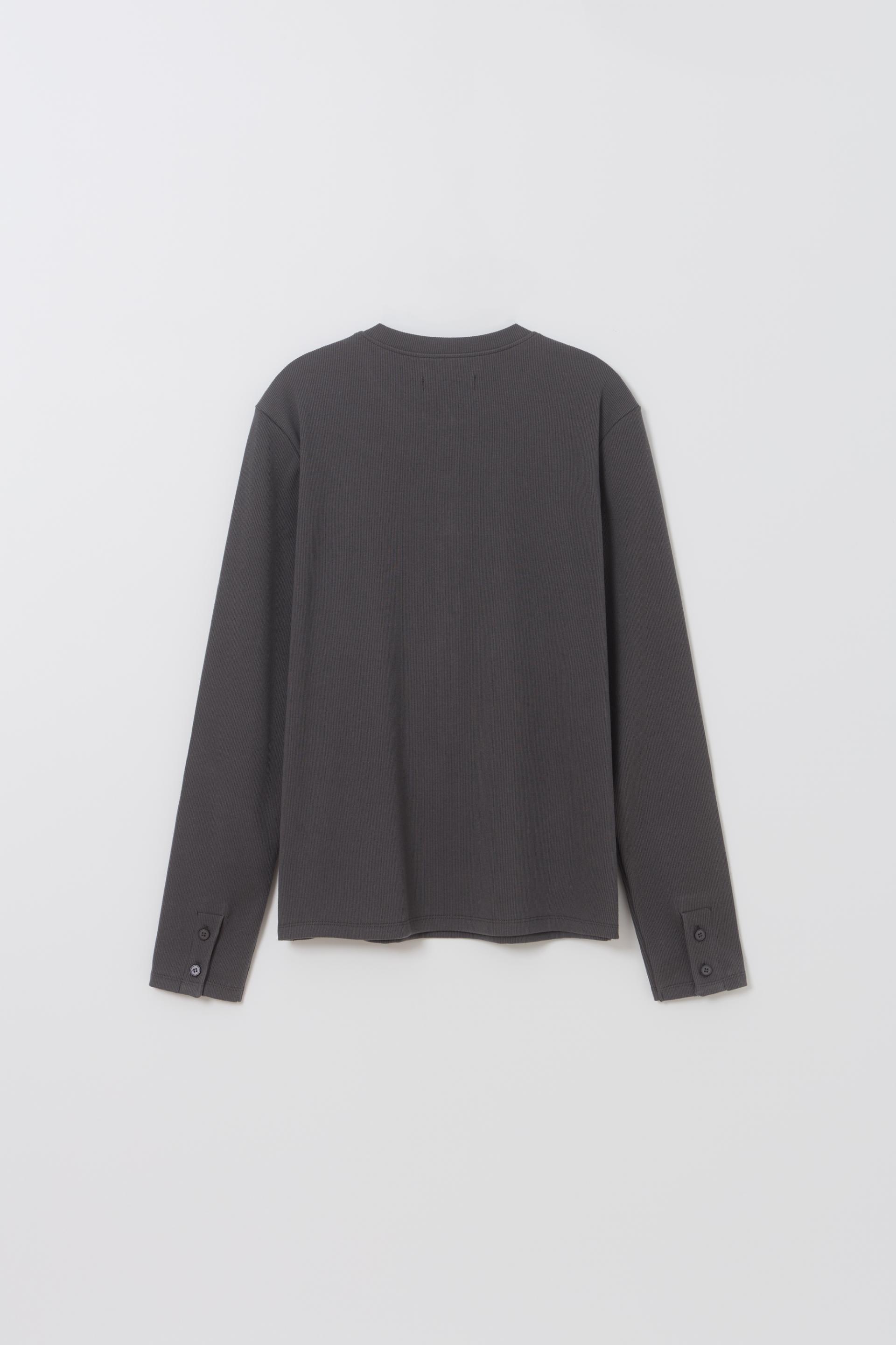 [2차 재입고] alter deep henley t-shirt (charcoal)