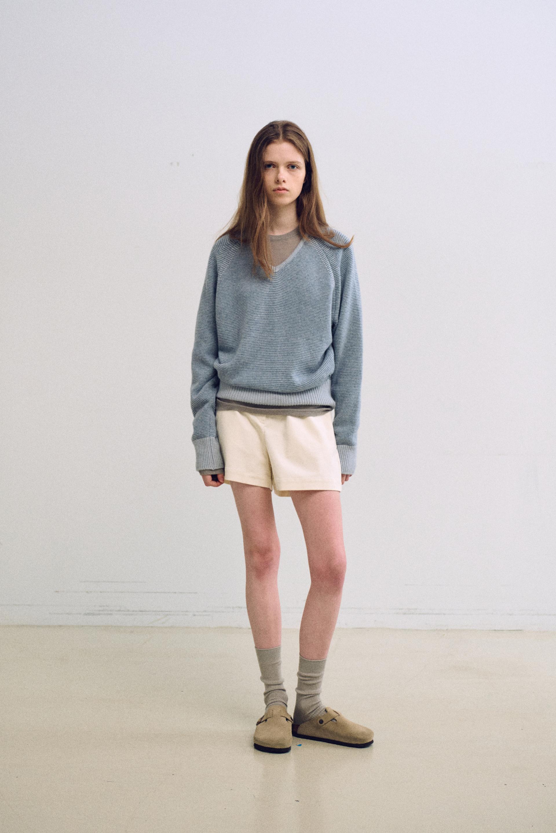 pipe v-neck knit (stripe sky blue)
