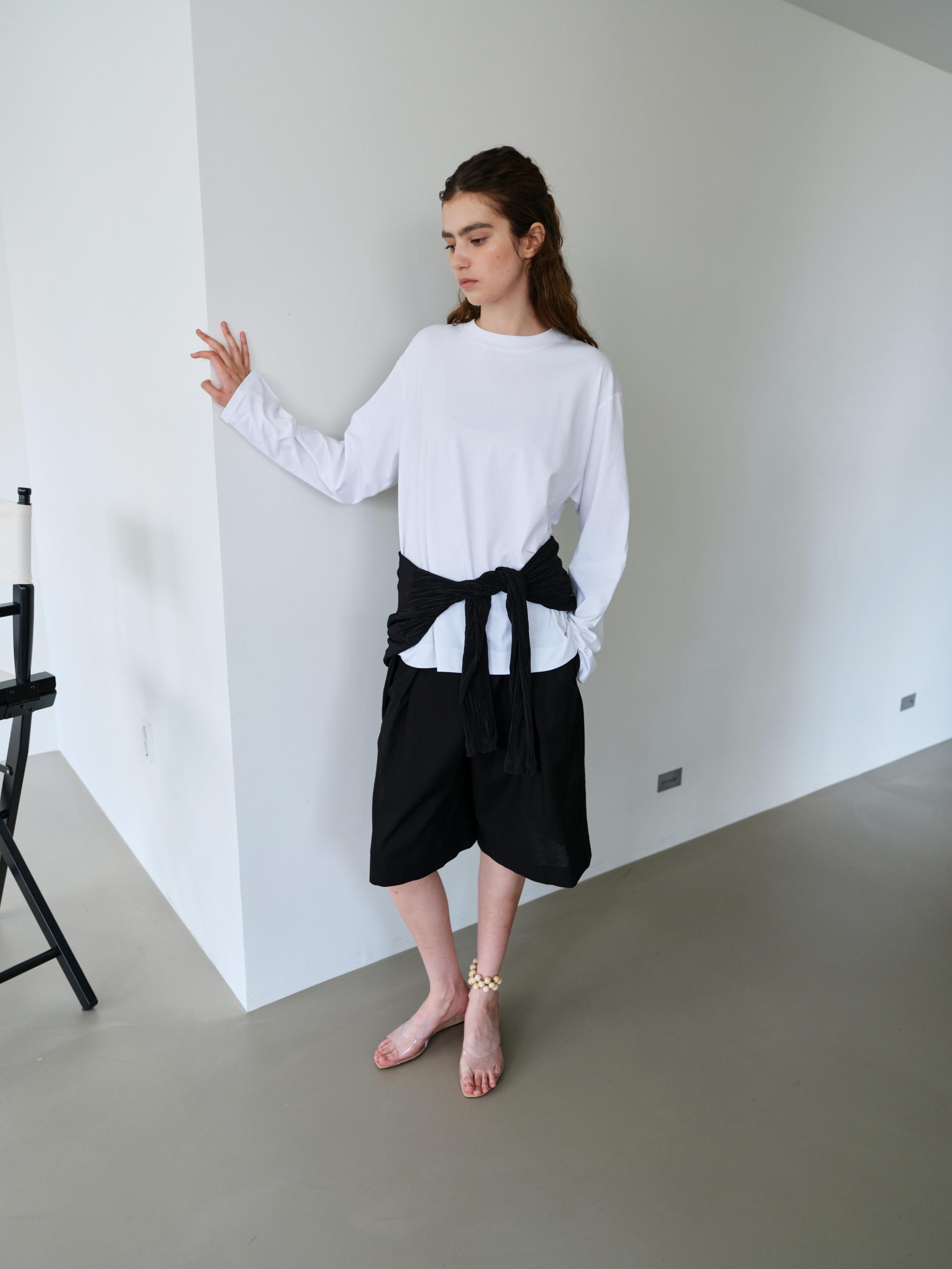 core long sleeve t-shirt (white)