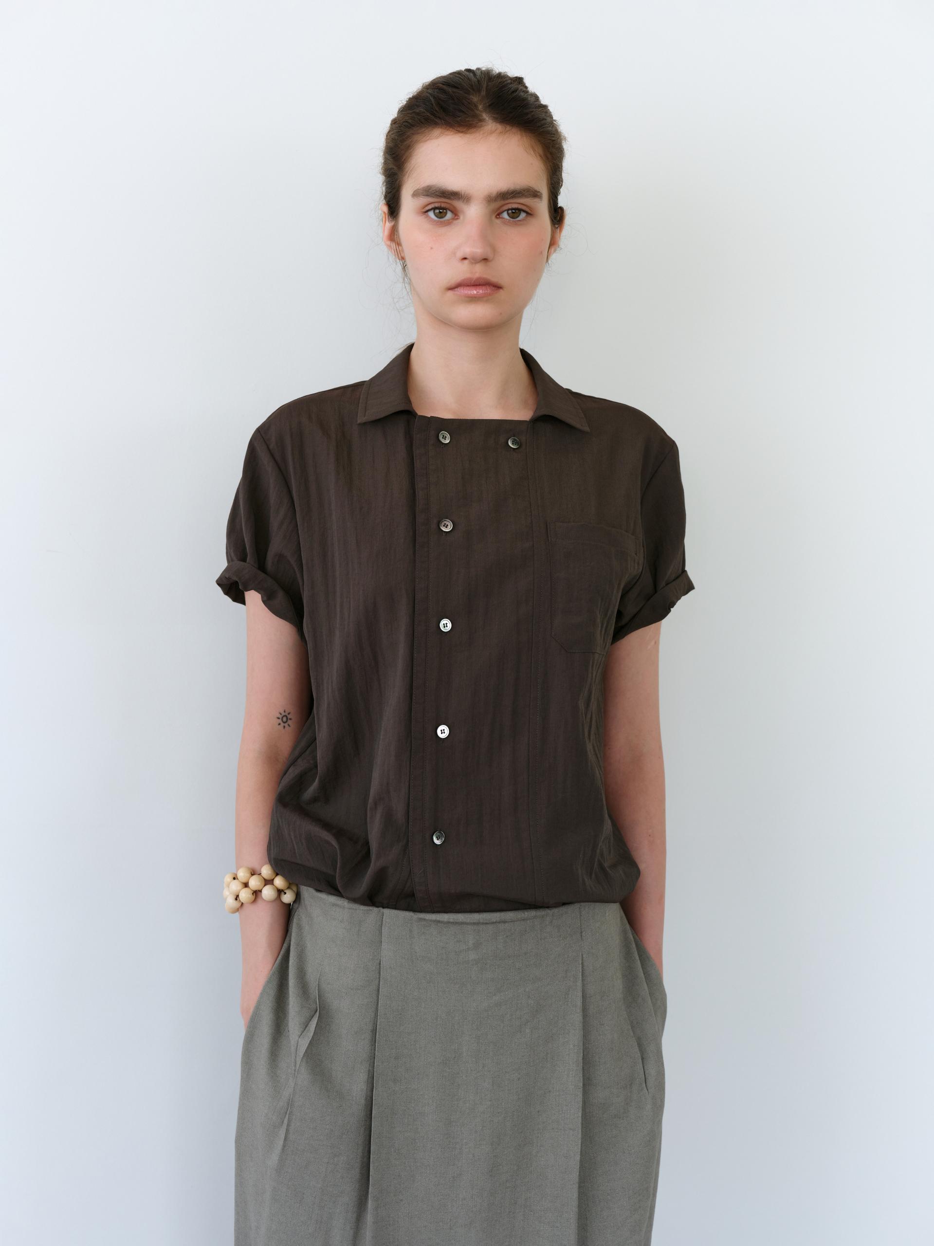 overlap half shirt (brown)