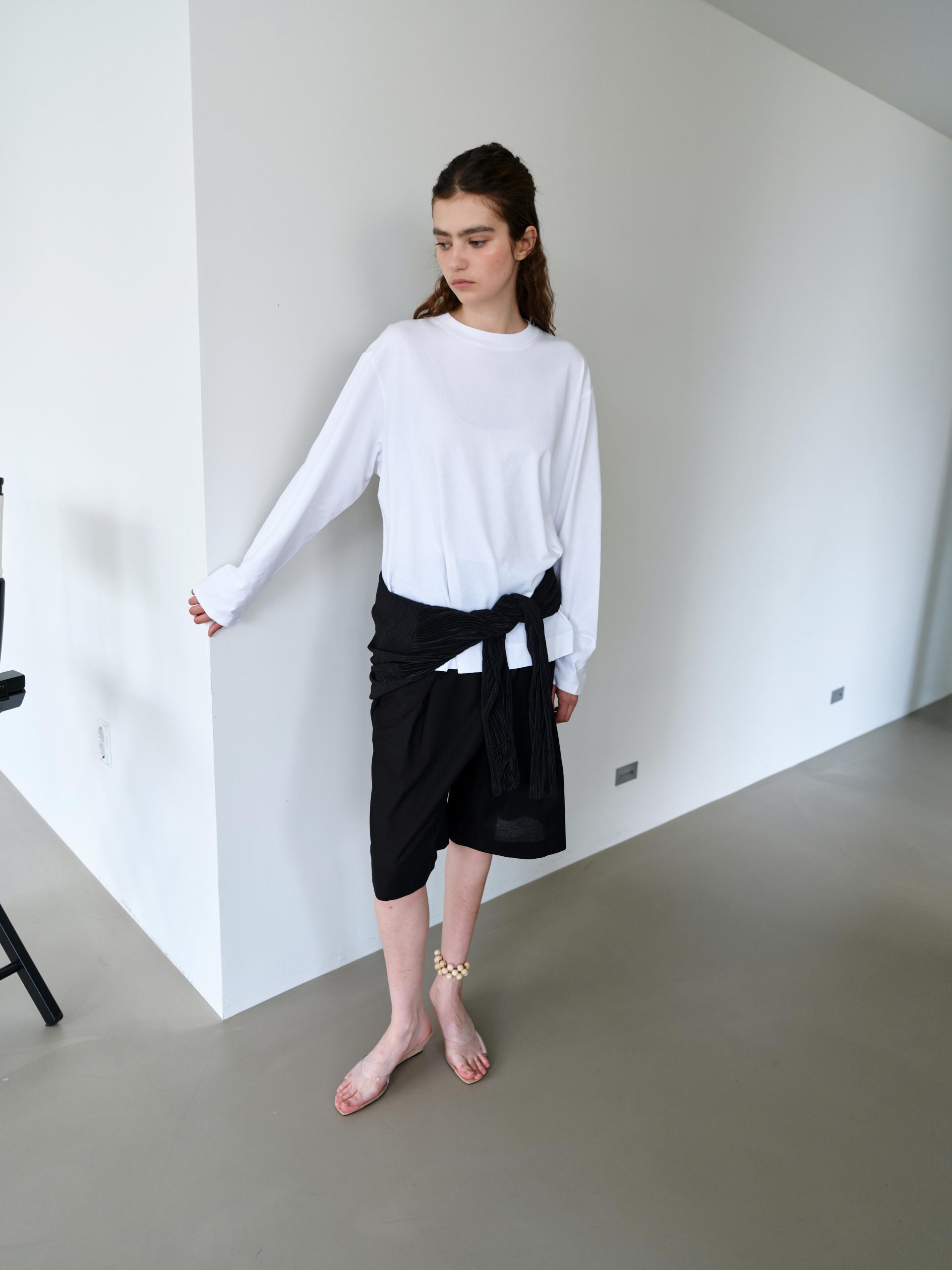 core long sleeve t-shirt (white)