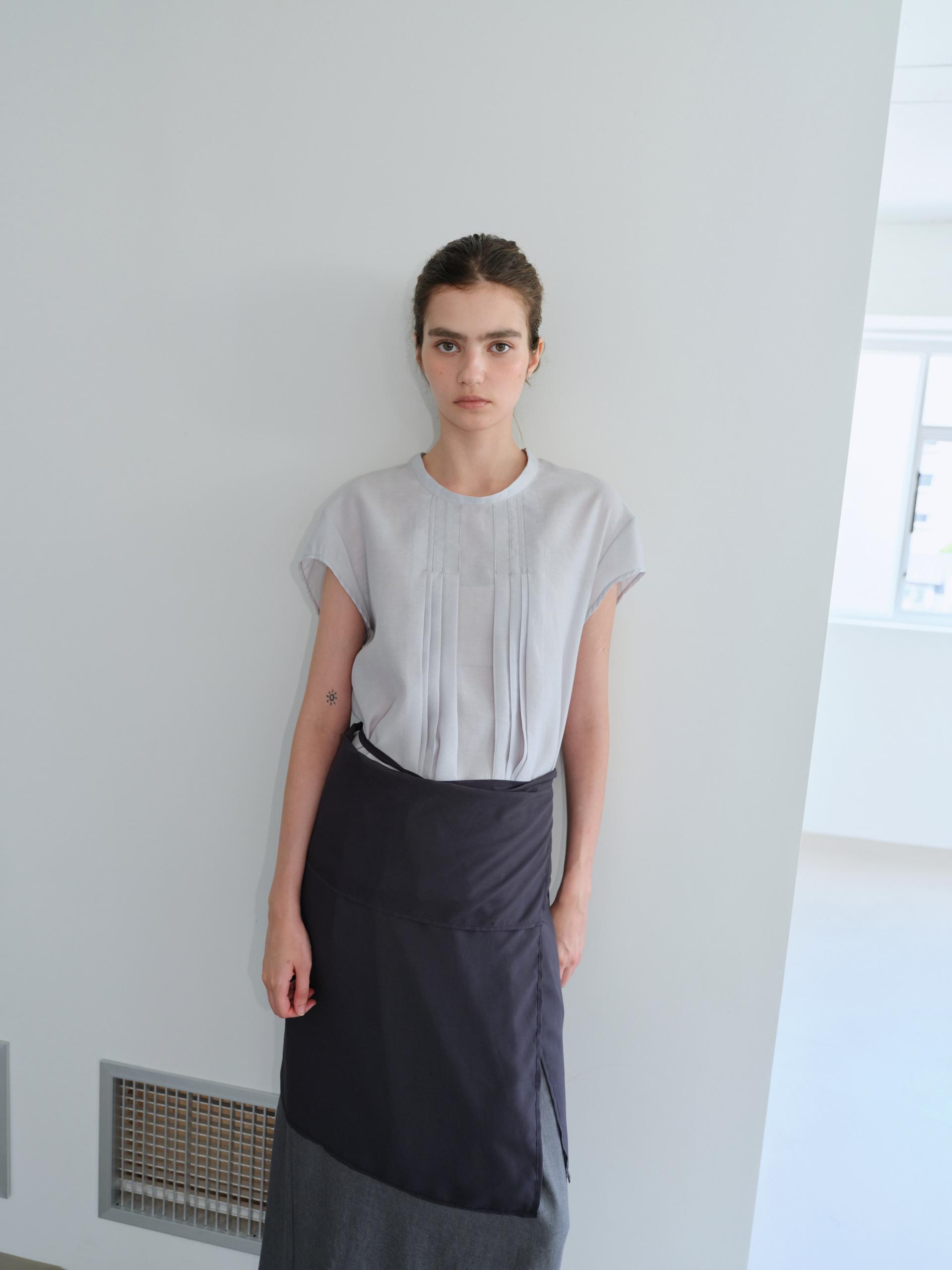 [4차 재입고] veil pleats blouse (mist)