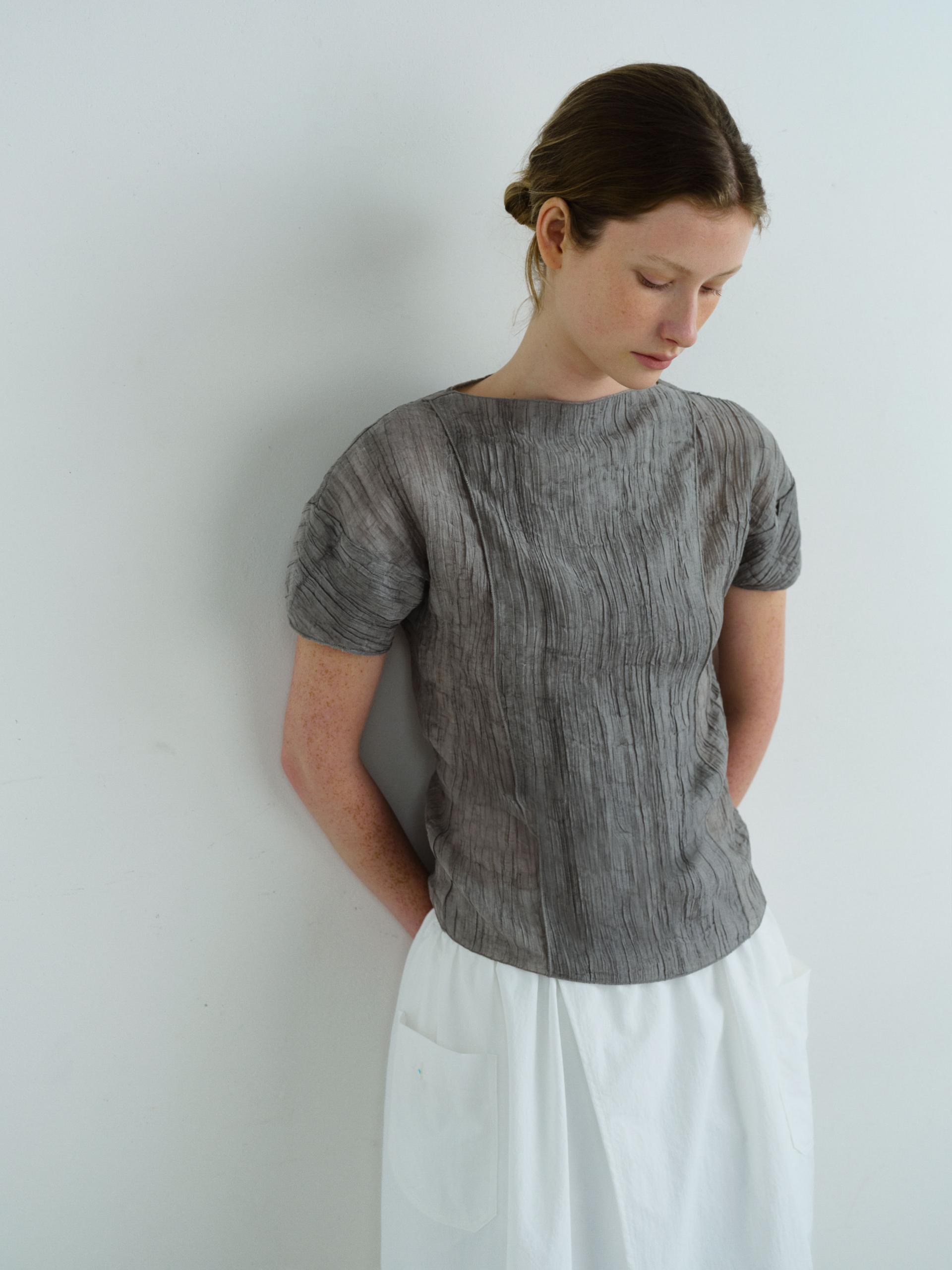 [4차 재입고 7/10 순차배송] pleats seam half blouse (grey)