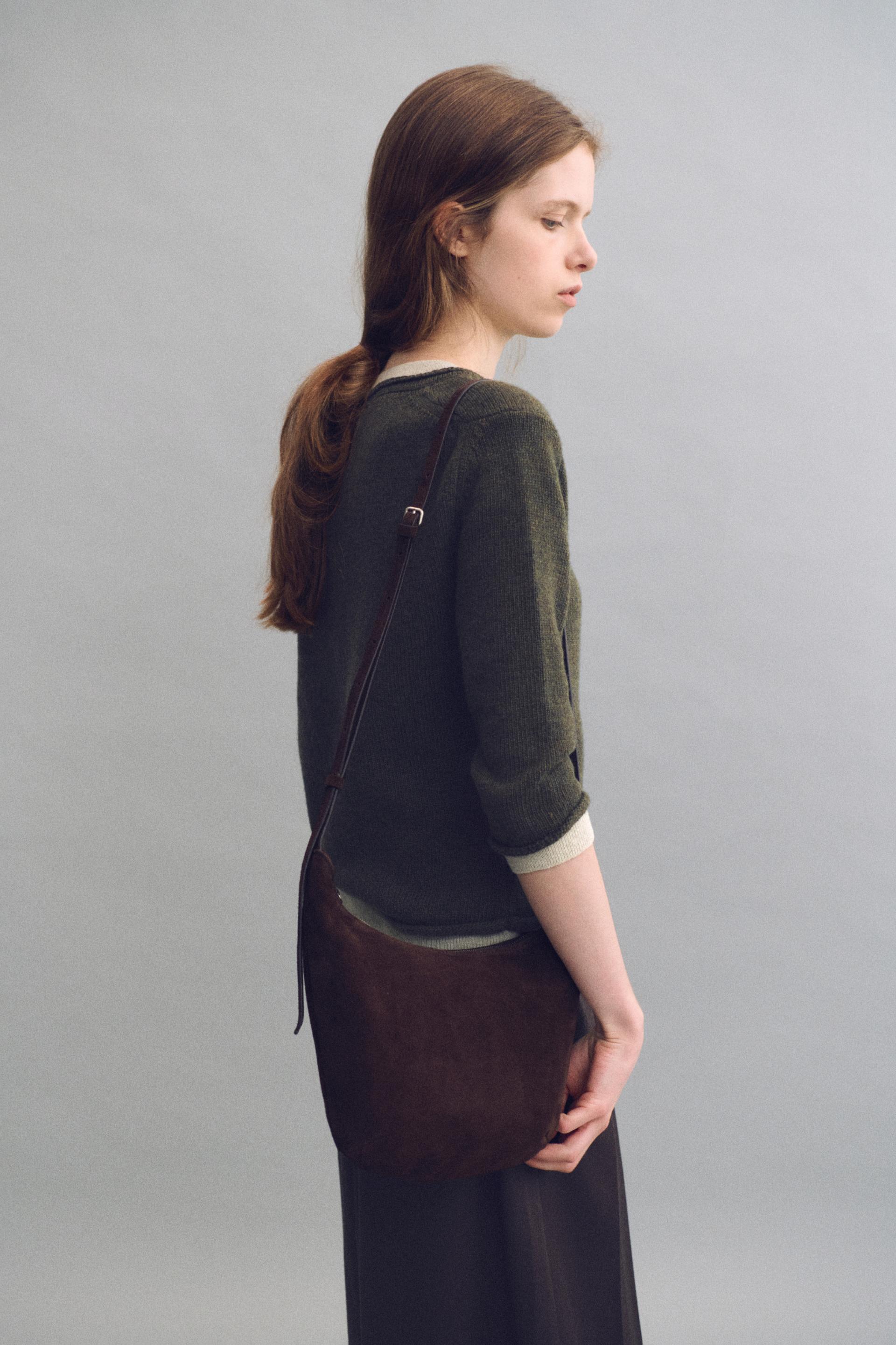 layered roll knit (olive)