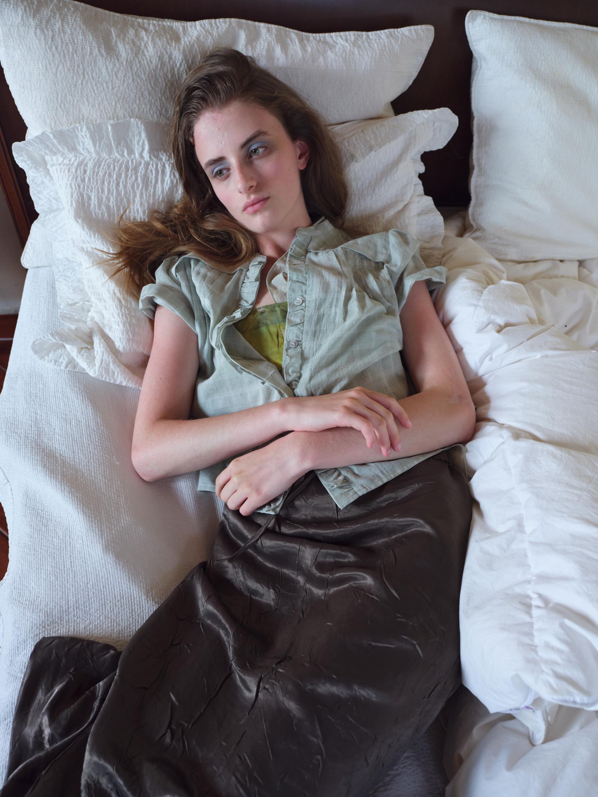 putty satin skirt (brown)