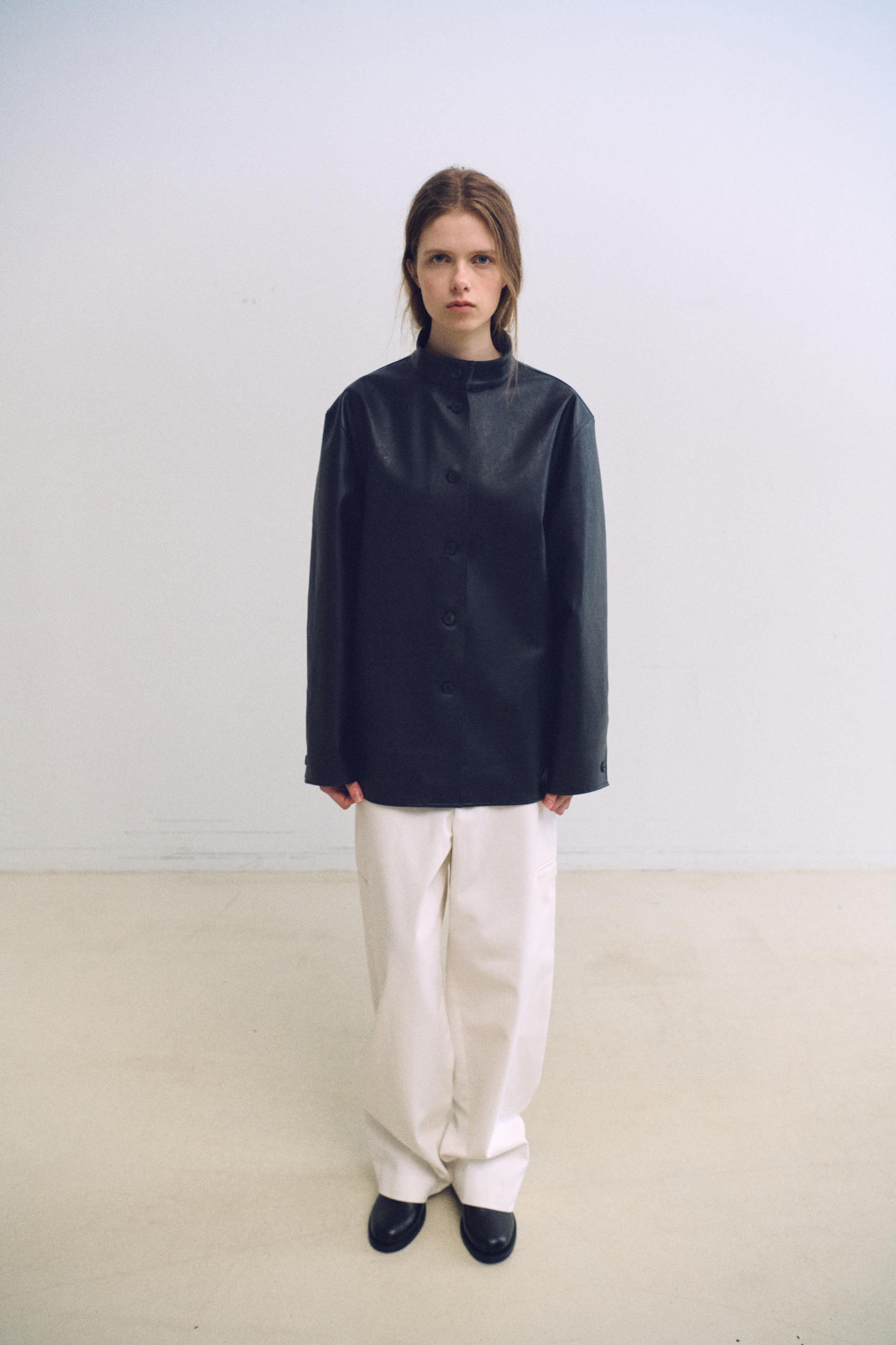 linear high neck jacket (leather black)