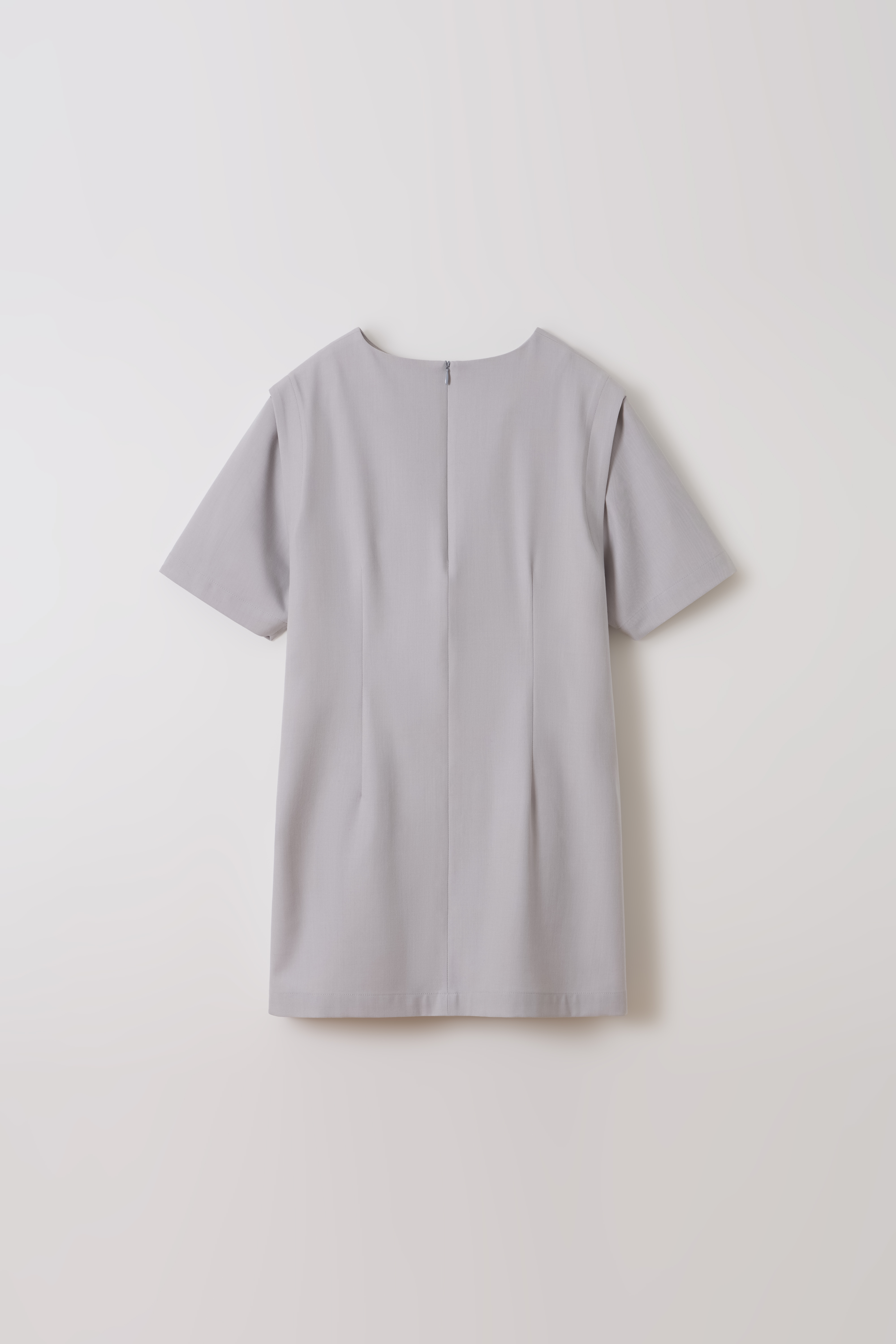 dart line blouse (powder sky)