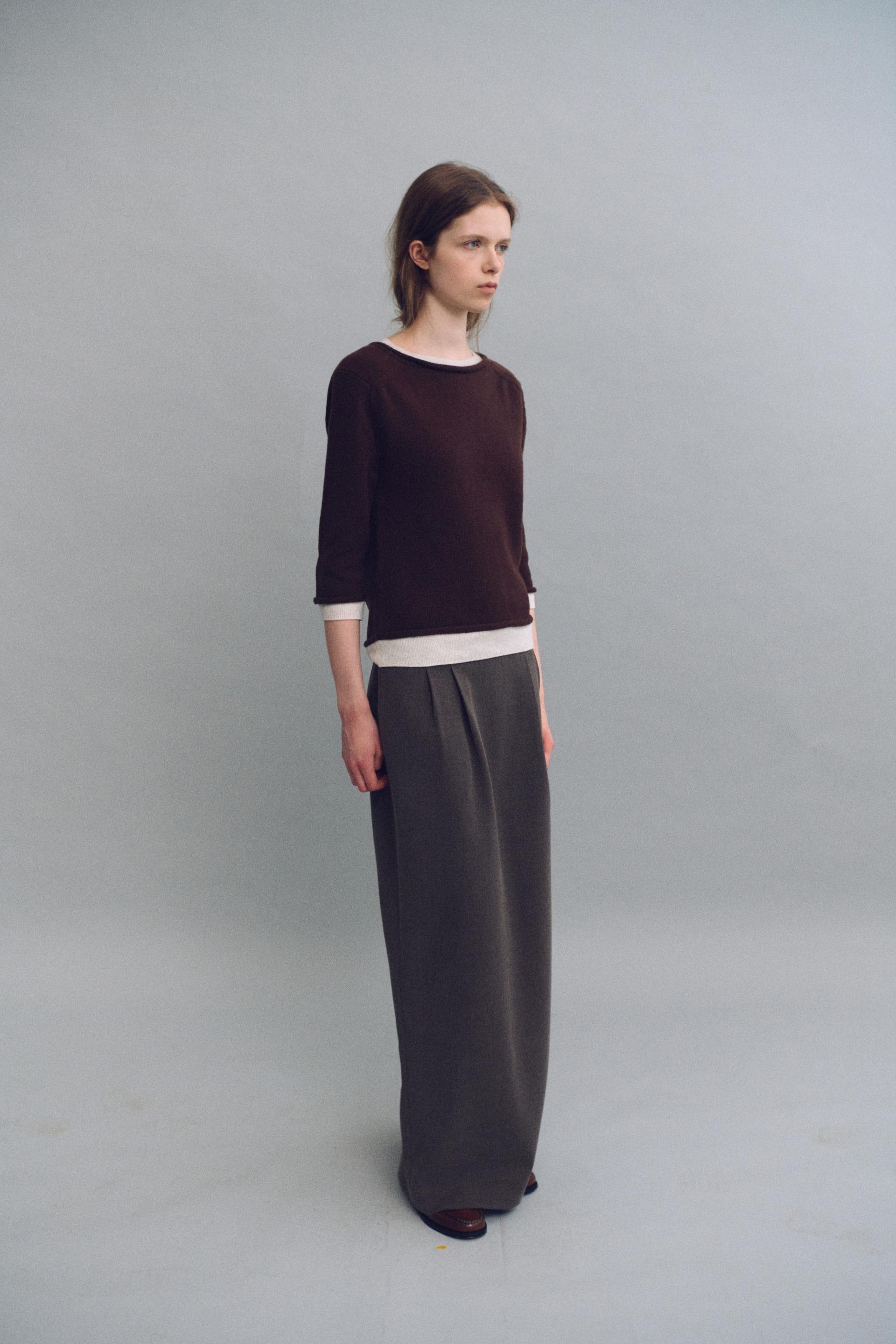 tuck maxi wool skirt (dusty brown)