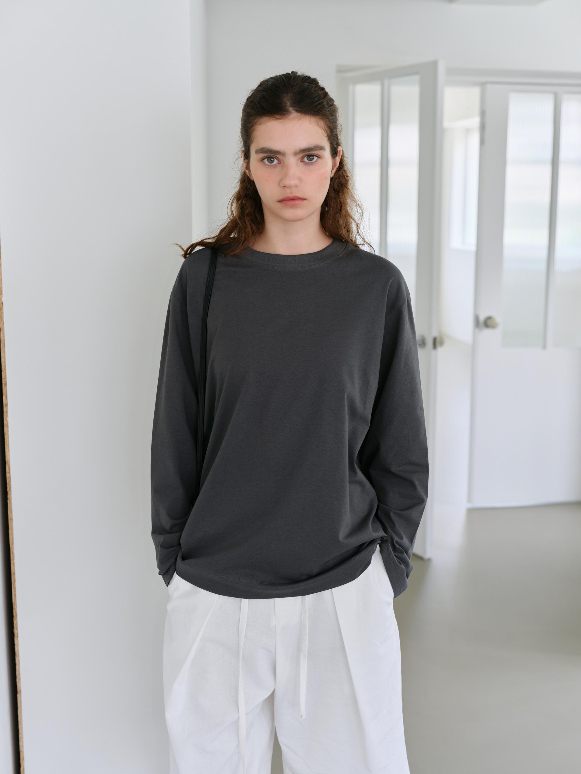 core long sleeve t-shirt (charcoal)