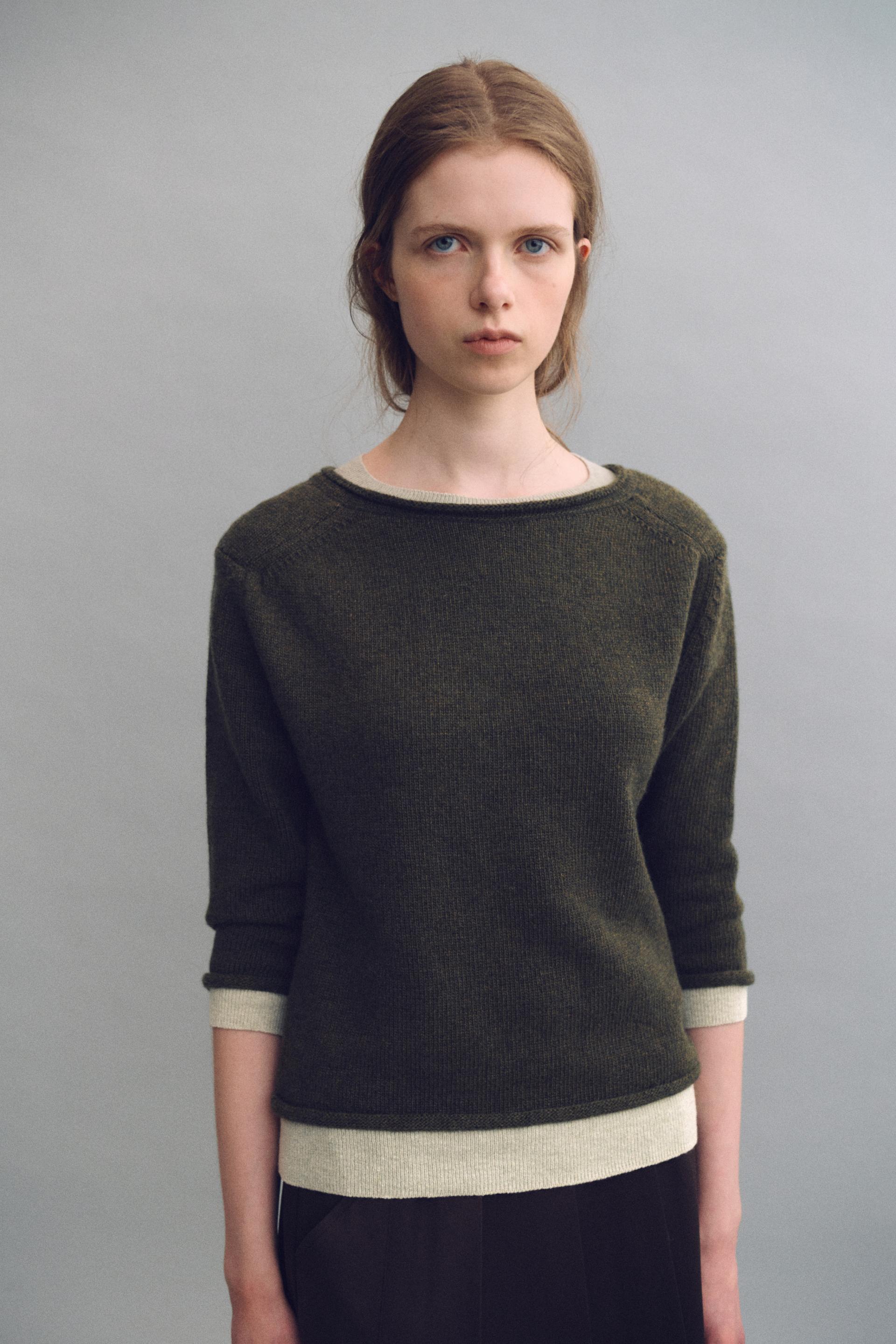 layered roll knit (olive)