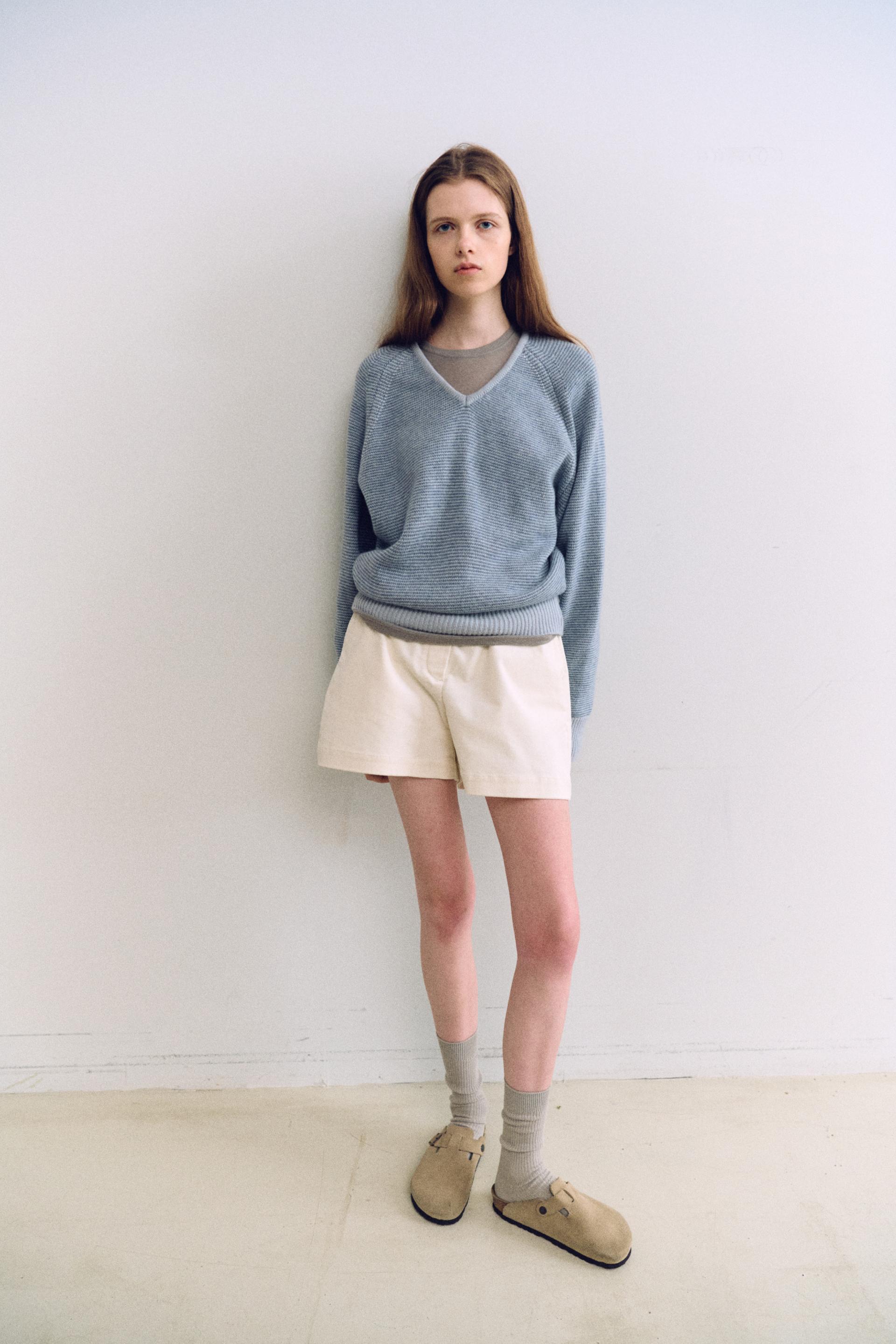 pipe v-neck knit (stripe sky blue)