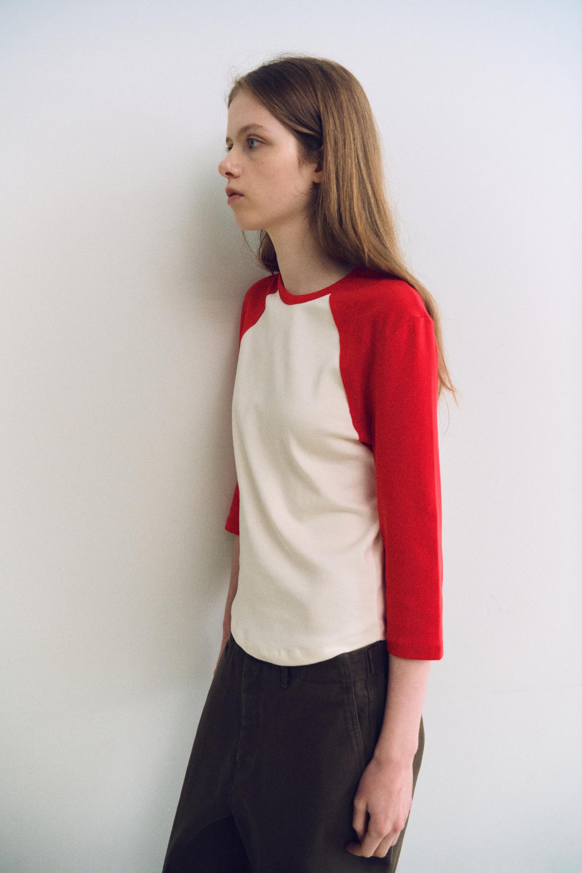 raw raglan t-shirt (red)