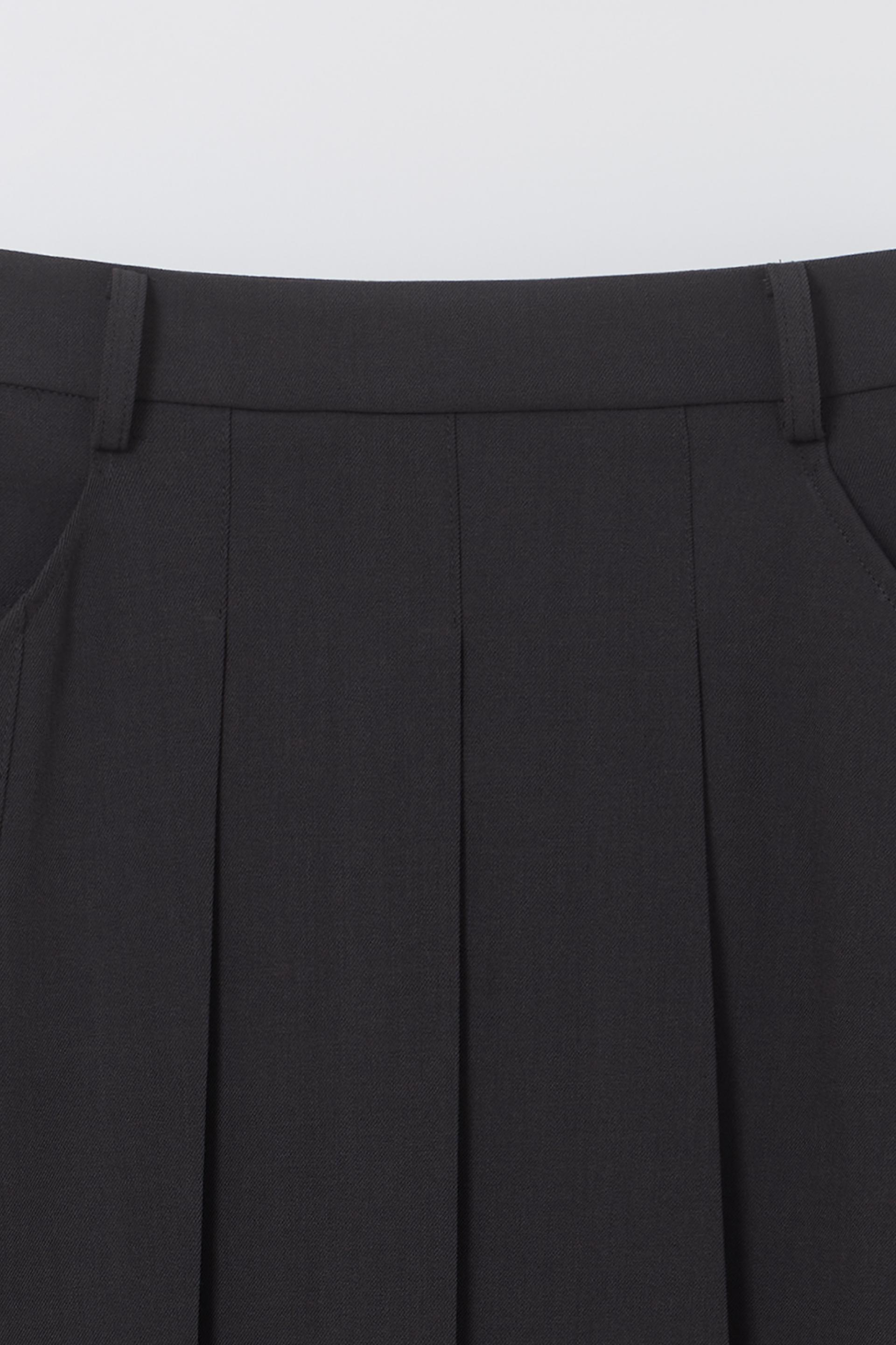 double pocket pleats skirt (charcoal)