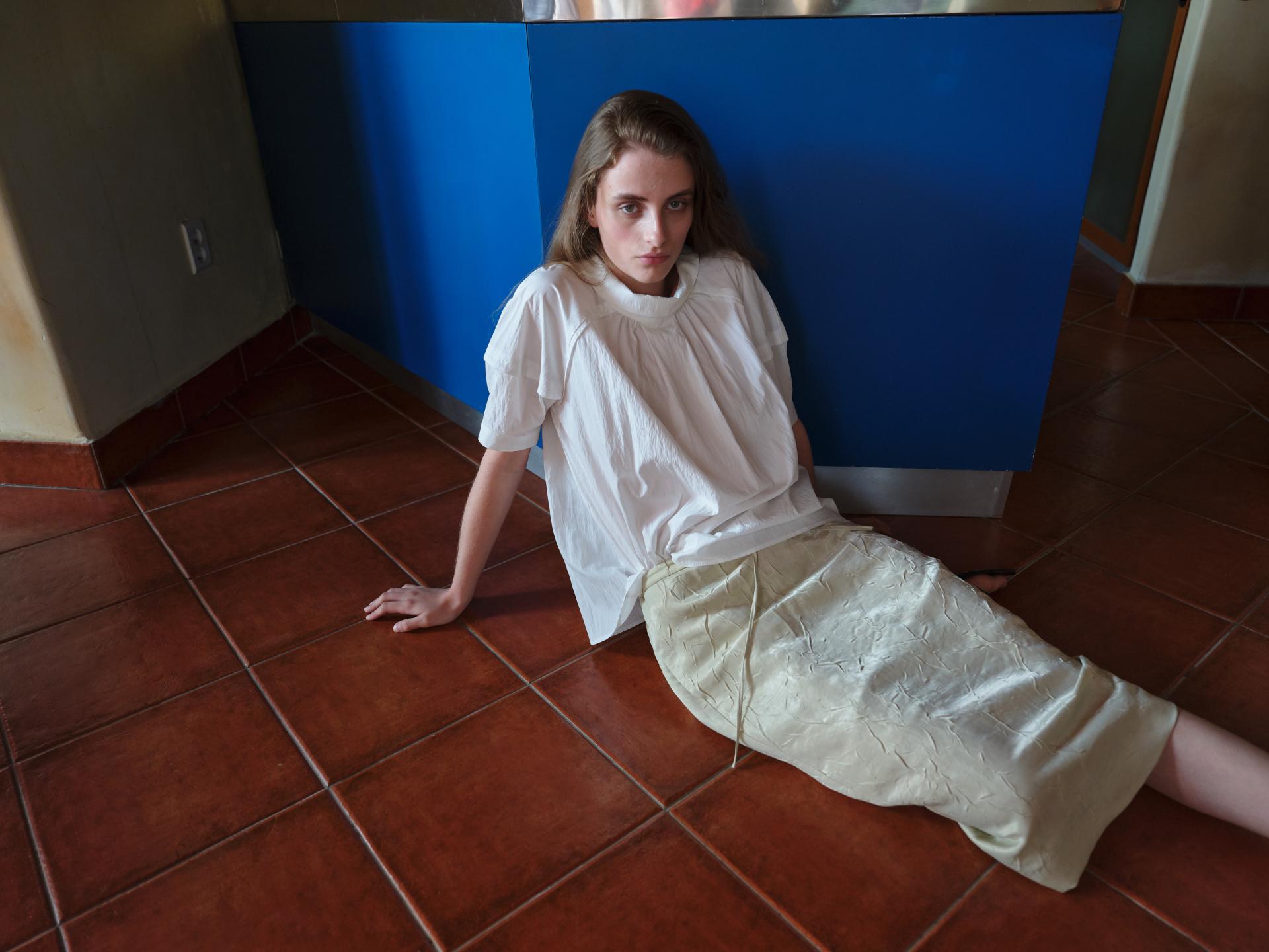 putty satin skirt (citron yellow)