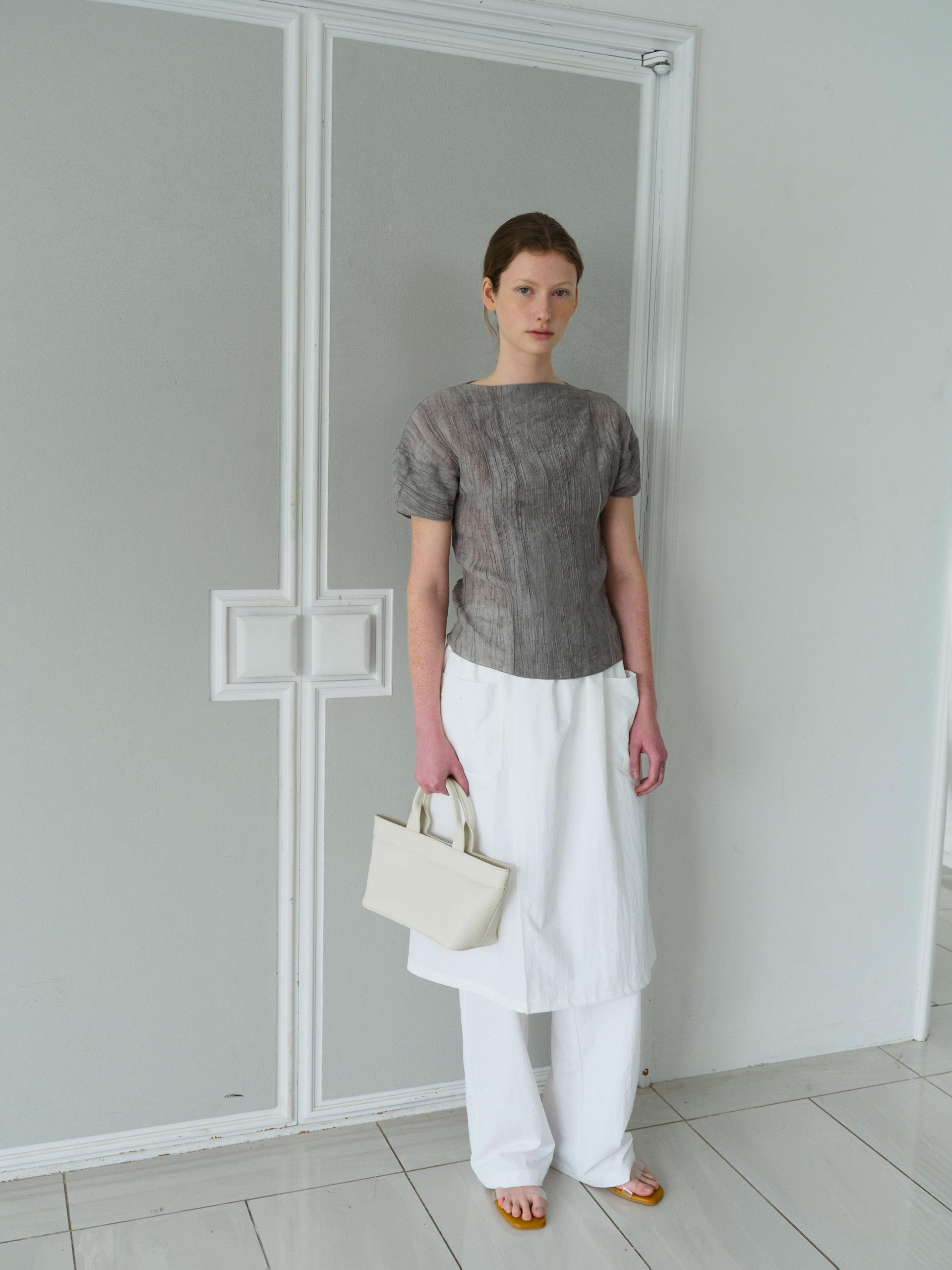 [4차 재입고 7/10 순차배송] pleats seam half blouse (grey)