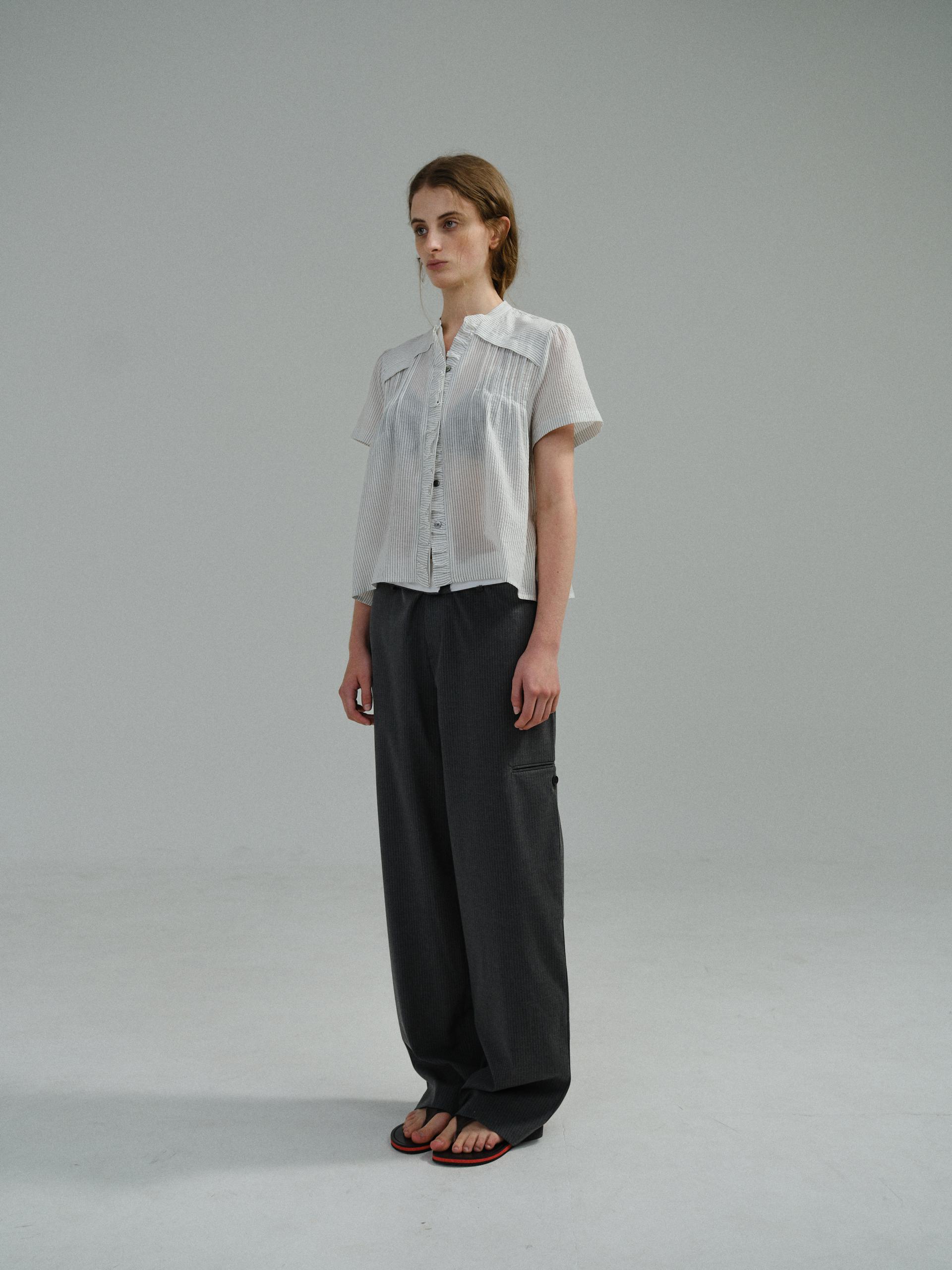 frill pintuck blouse (stripe)
