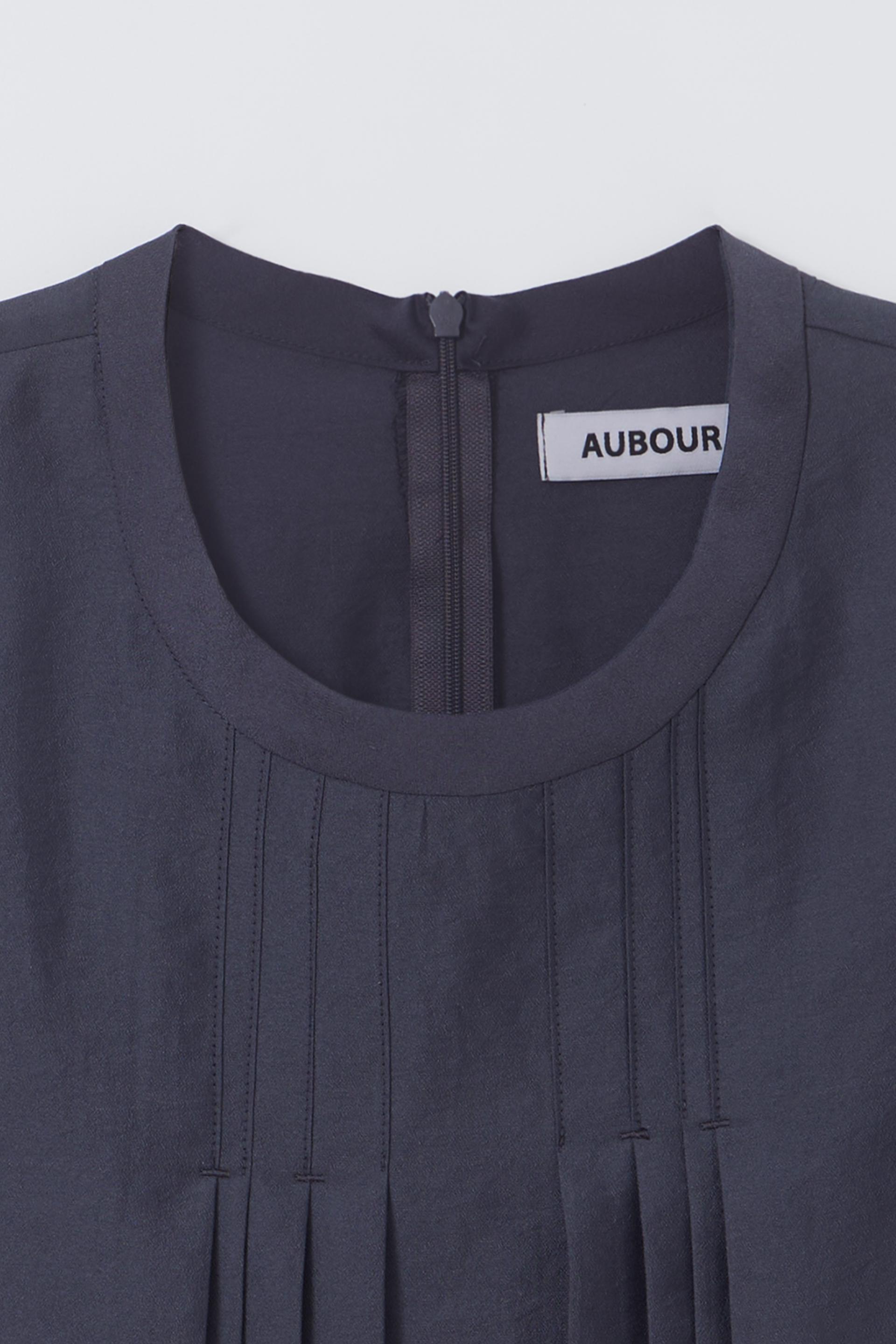 [2차 재입고] veil pleats blouse (charcoal)