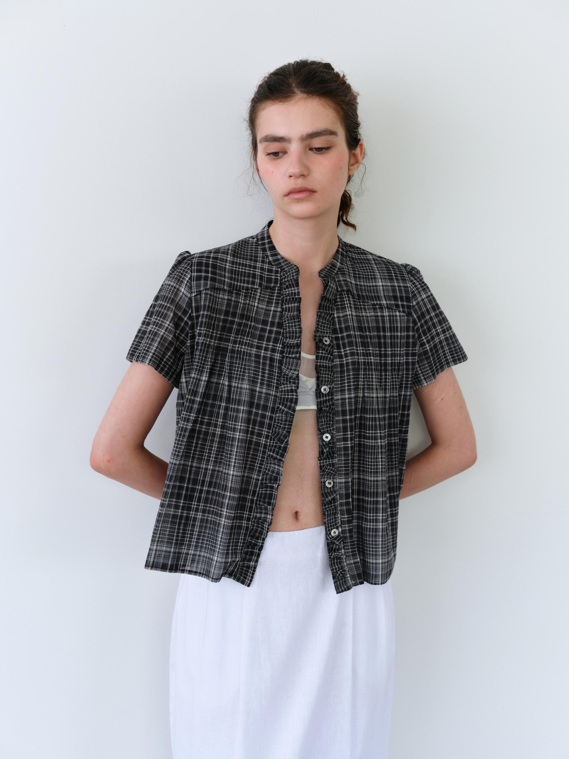 [2차 재입고] lace cap blouse (black check)
