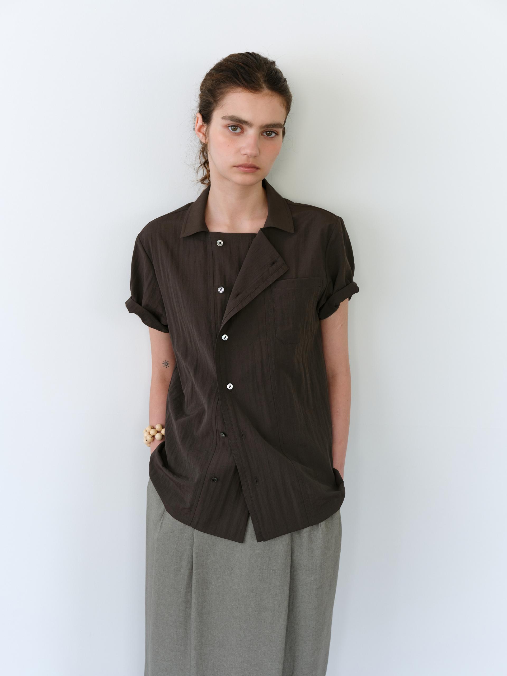 overlap half shirt (brown)