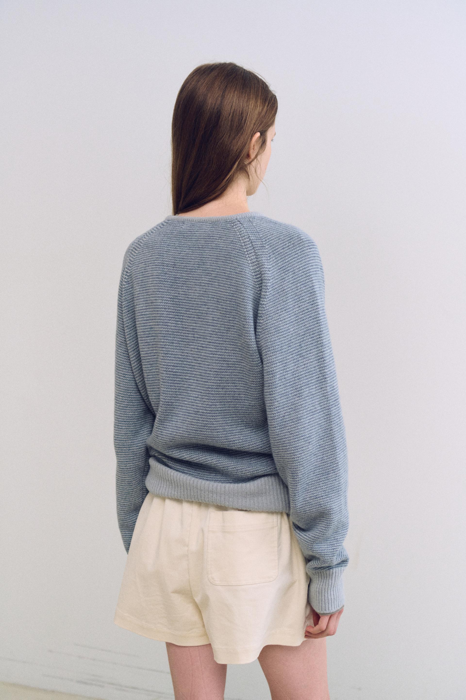 pipe v-neck knit (stripe sky blue)