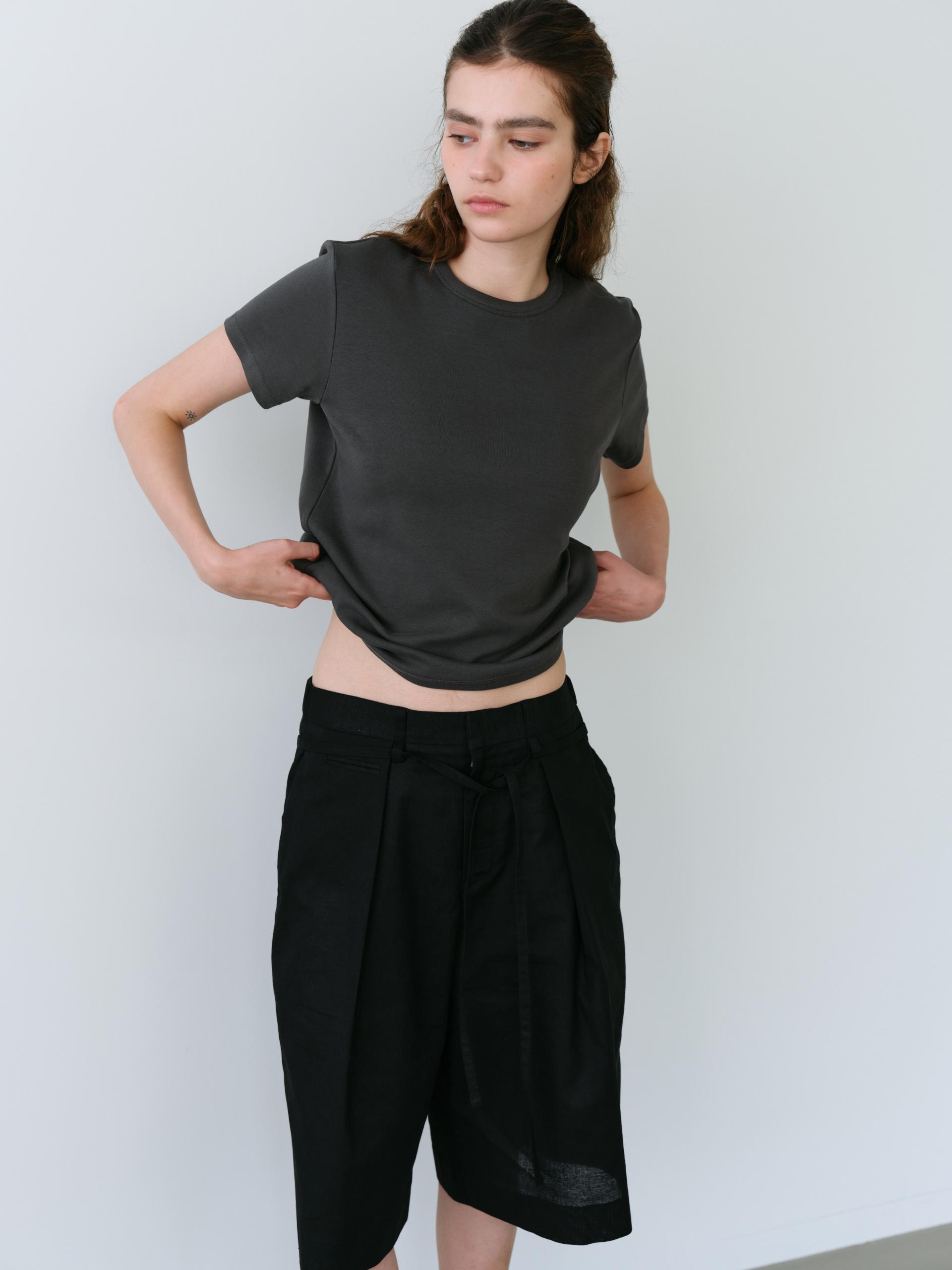 core t-shirt (charcoal)