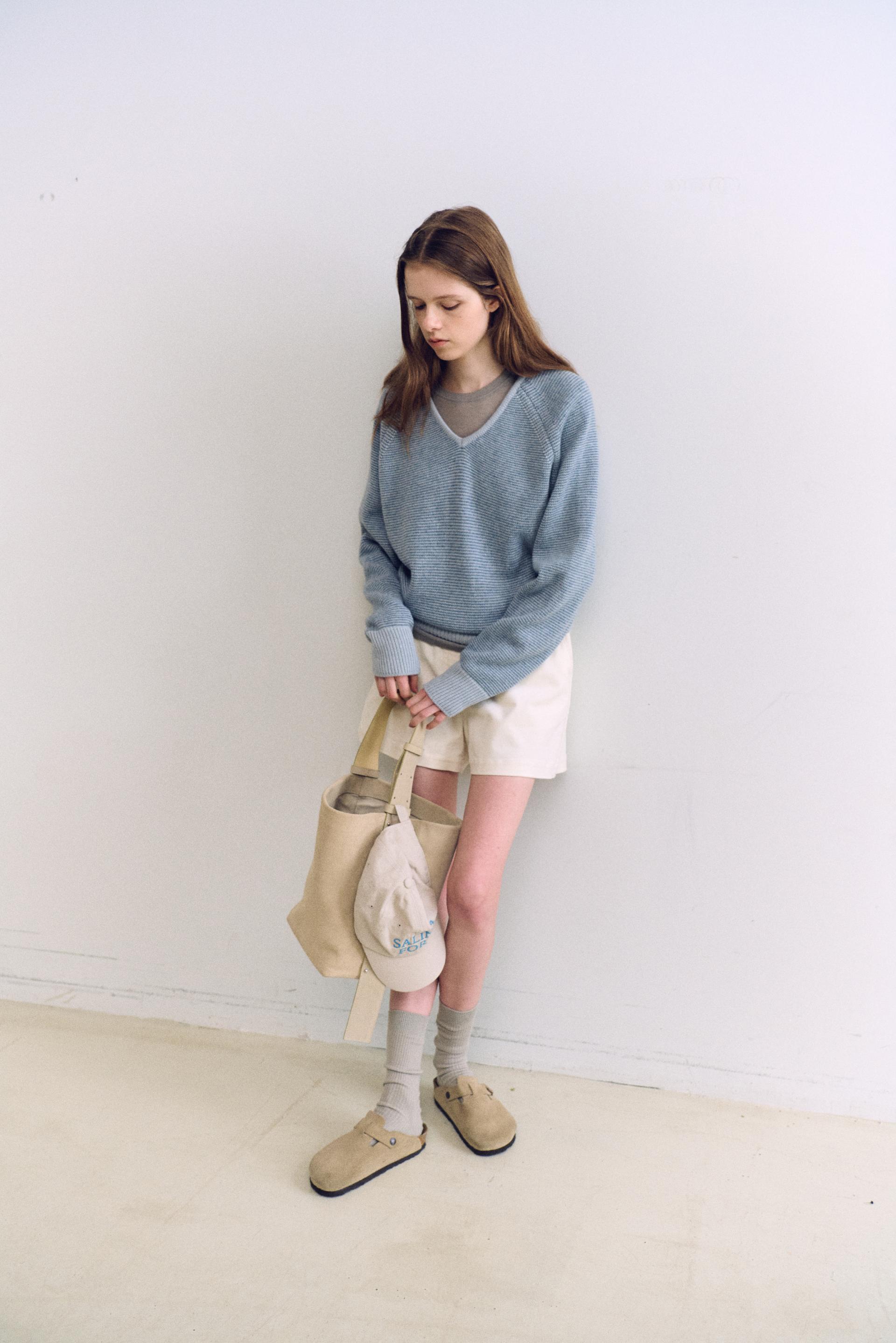 pipe v-neck knit (stripe sky blue)