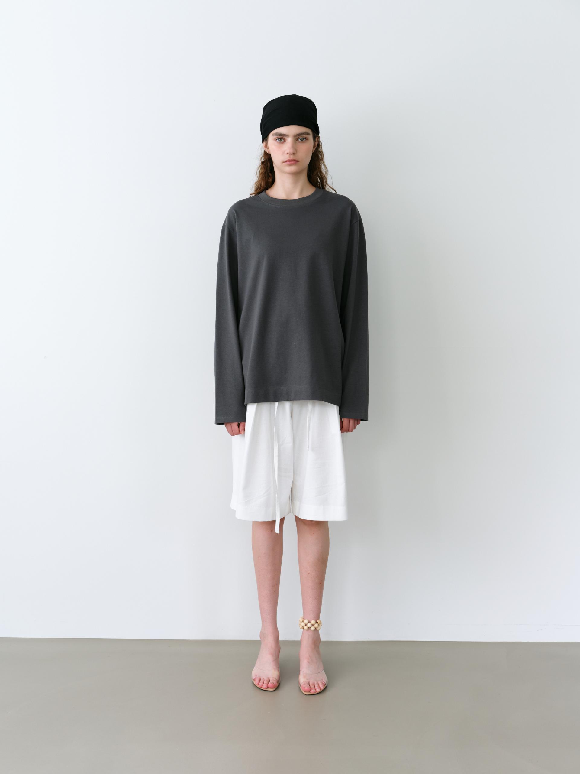core long sleeve t-shirt (charcoal)