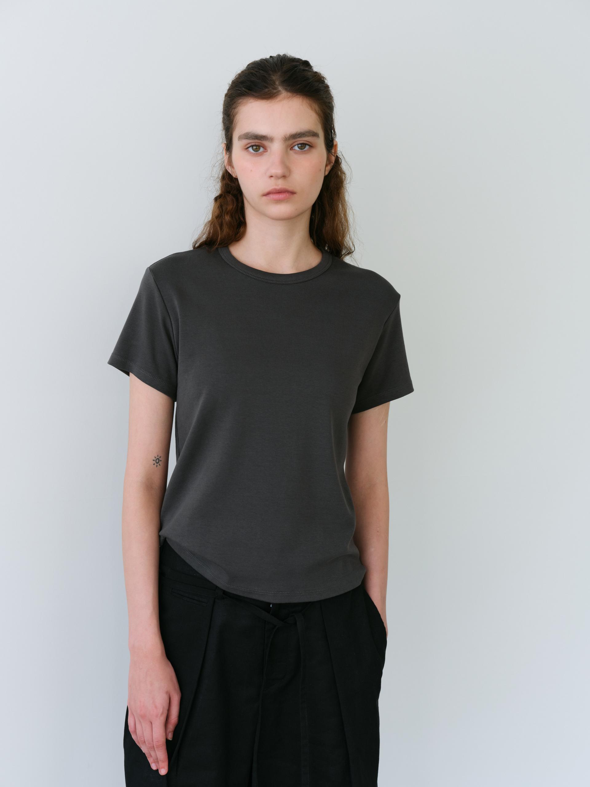 core t-shirt (charcoal)