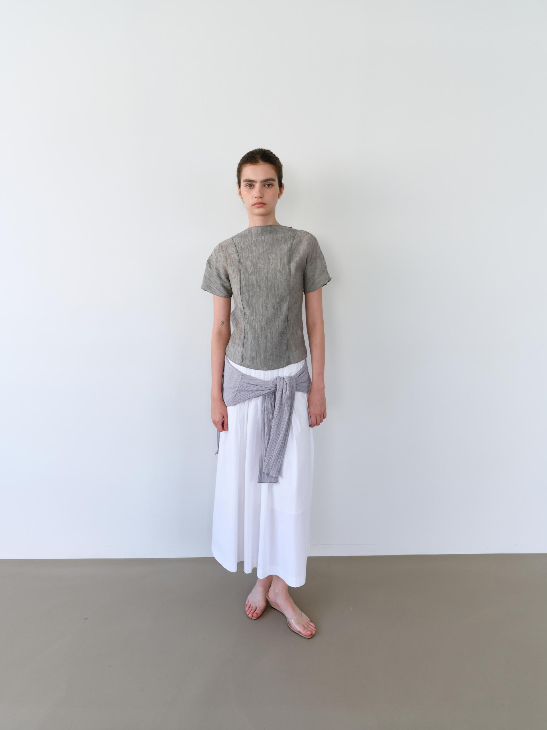 asym pleats skirt (ivory)