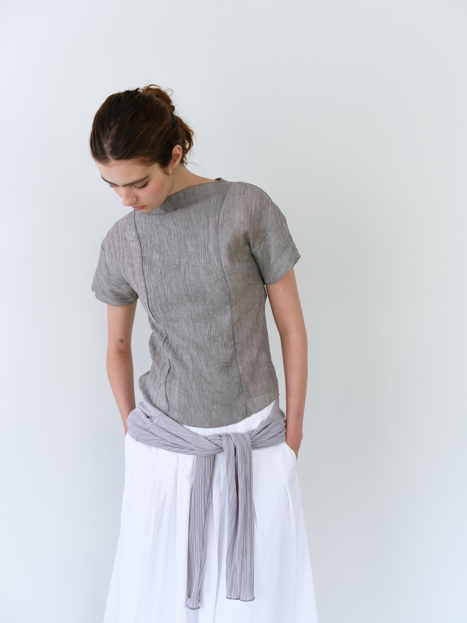 [4차 재입고 7/10 순차배송] pleats seam half blouse (grey)